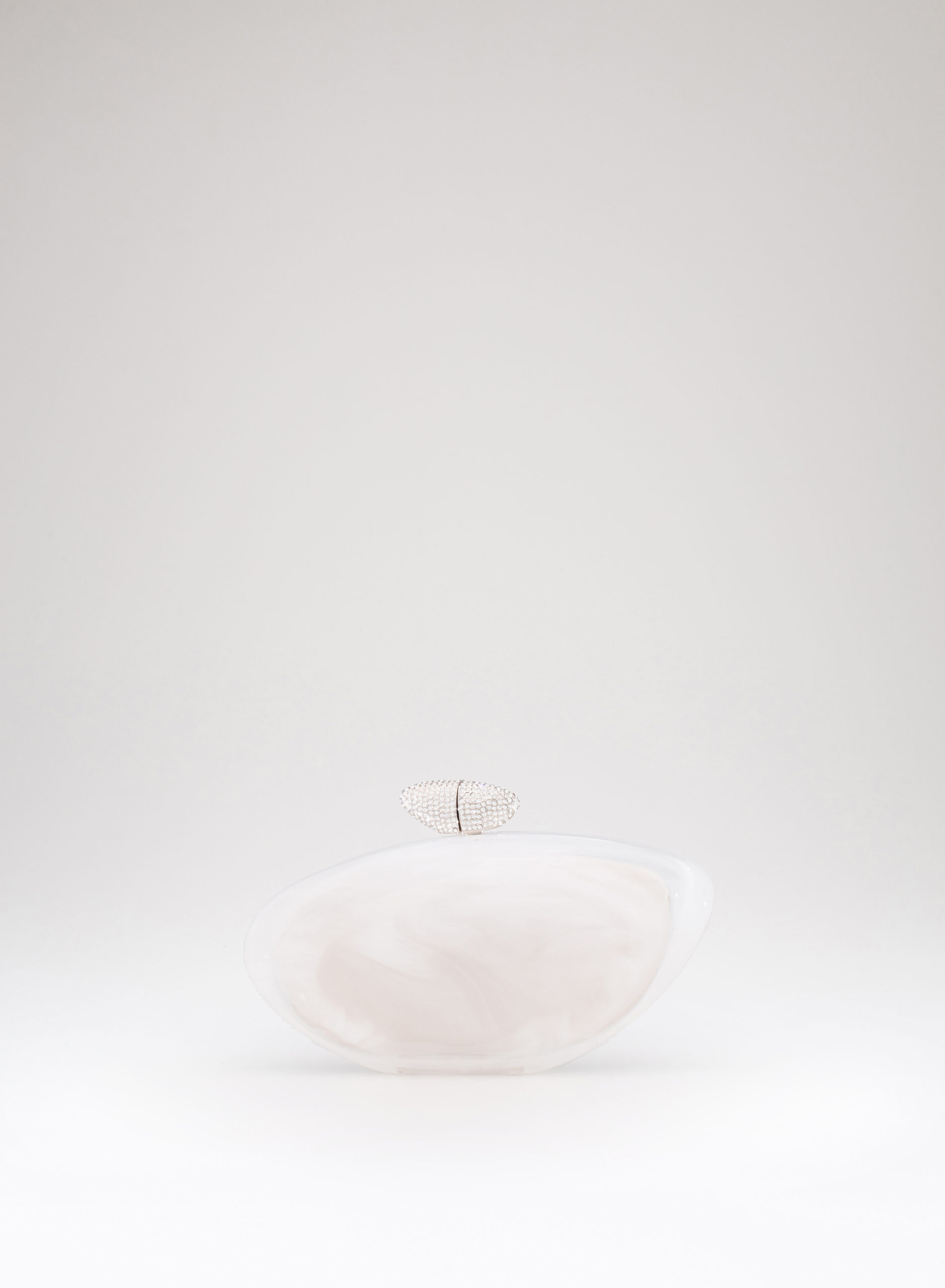 benedetta-bruzziches-armonia-borsa-donna-cristallo-di-rocca image 3
