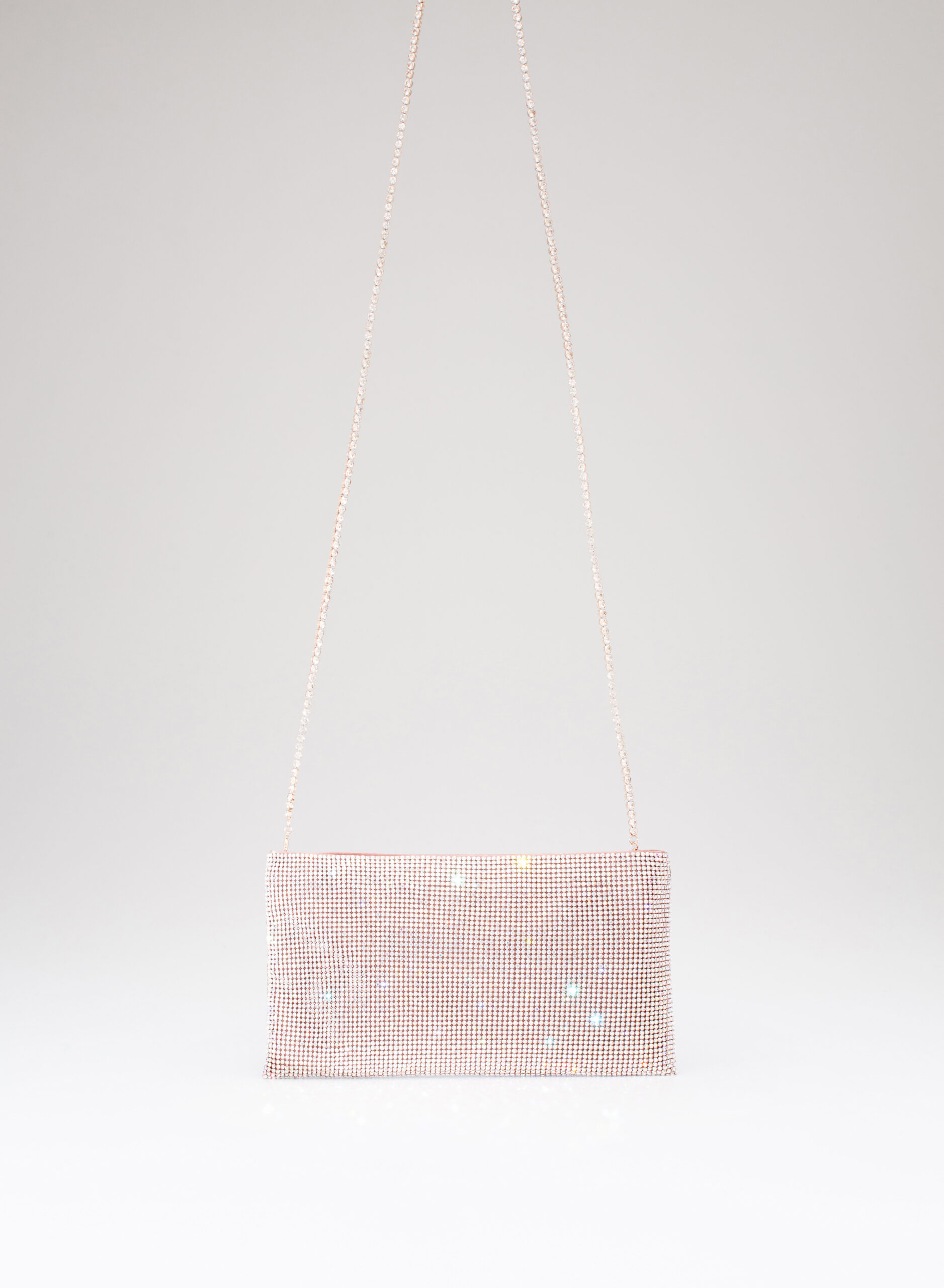 benedetta-bruzziches-your-best-friend-la-petite-borsa-donna-chapelloise image 2