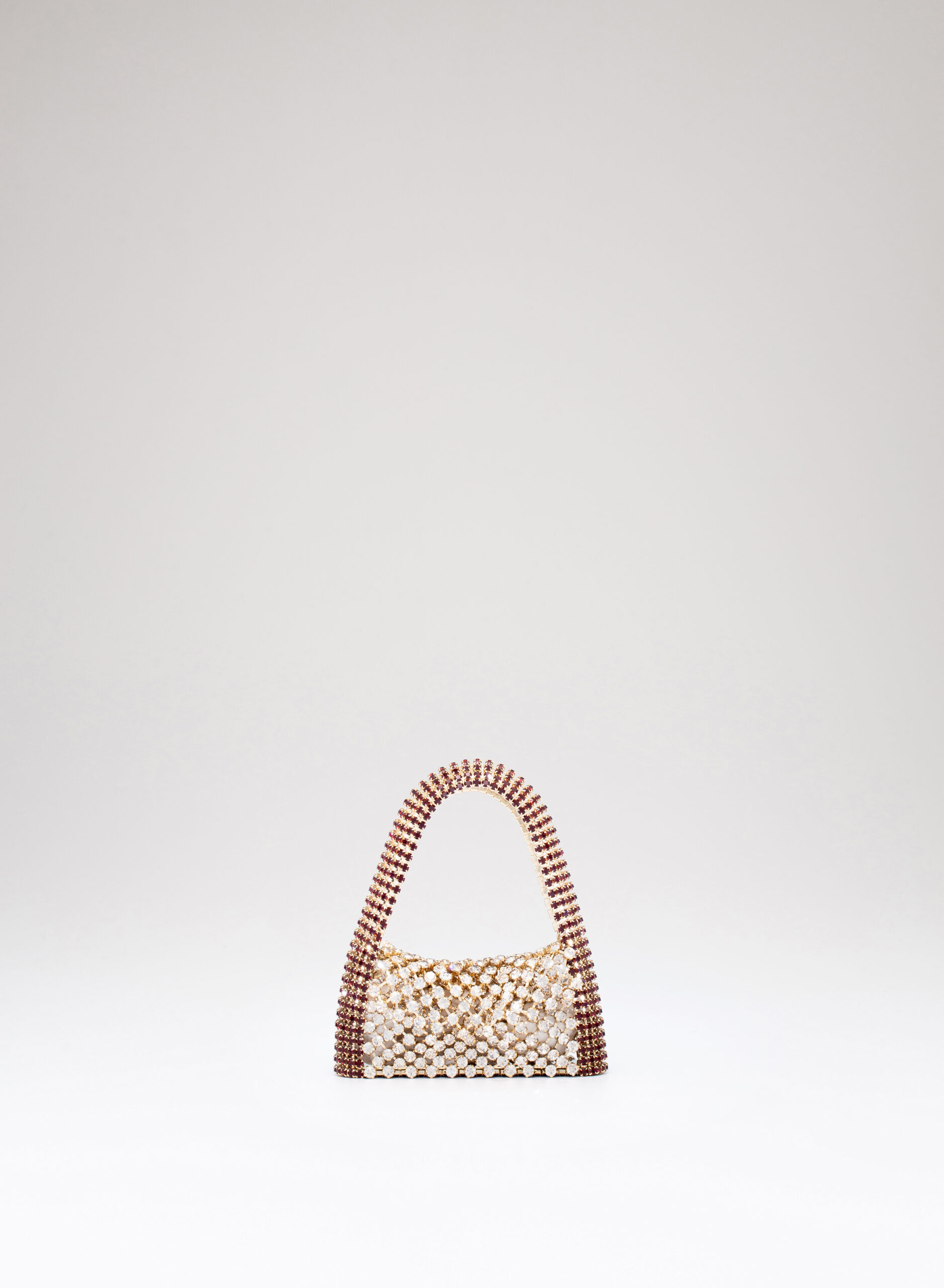 benedetta-bruzziches-rachele-borsa-donna-sussex-ruby image 2