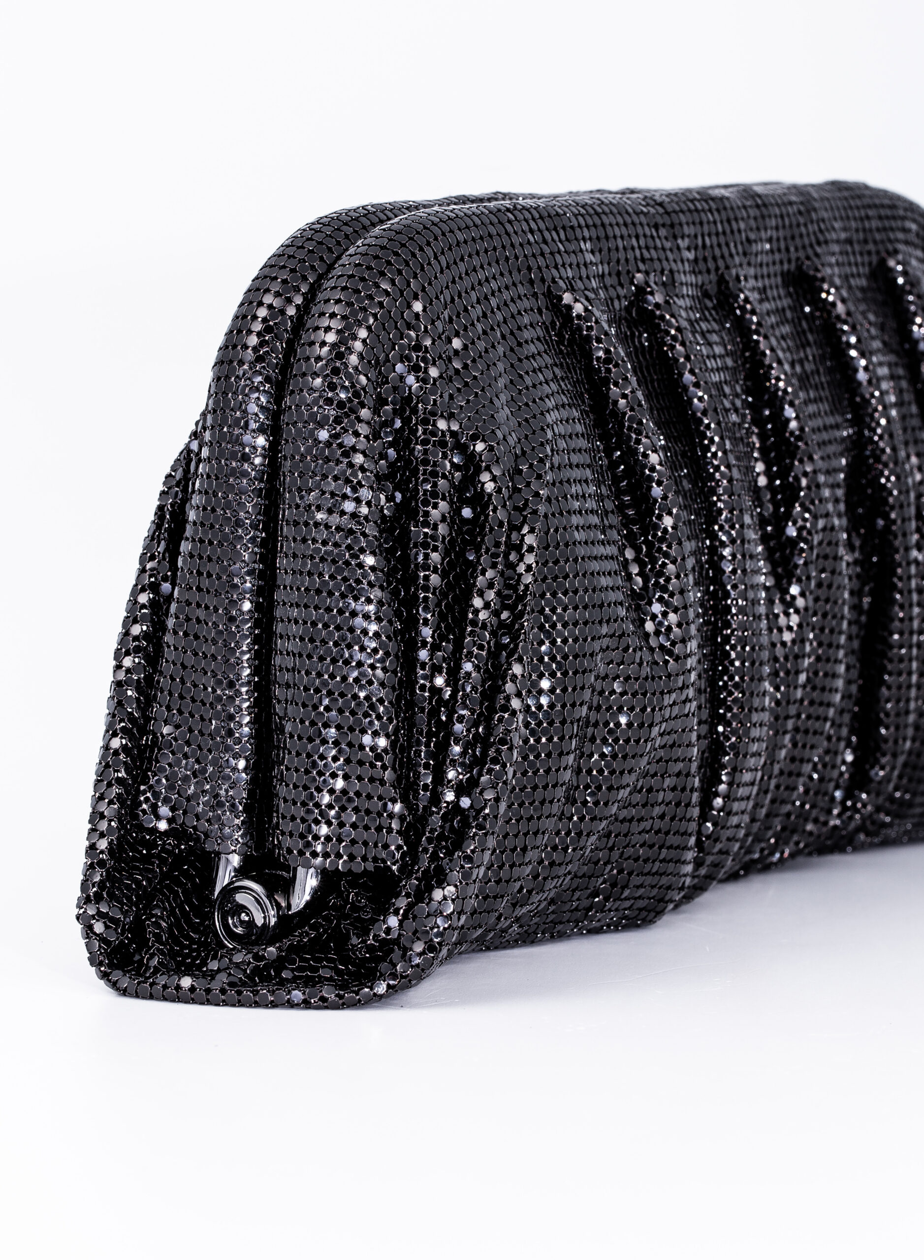 benedetta-bruzziches-venus-la-grande-borsa-donna-pluto image 8
