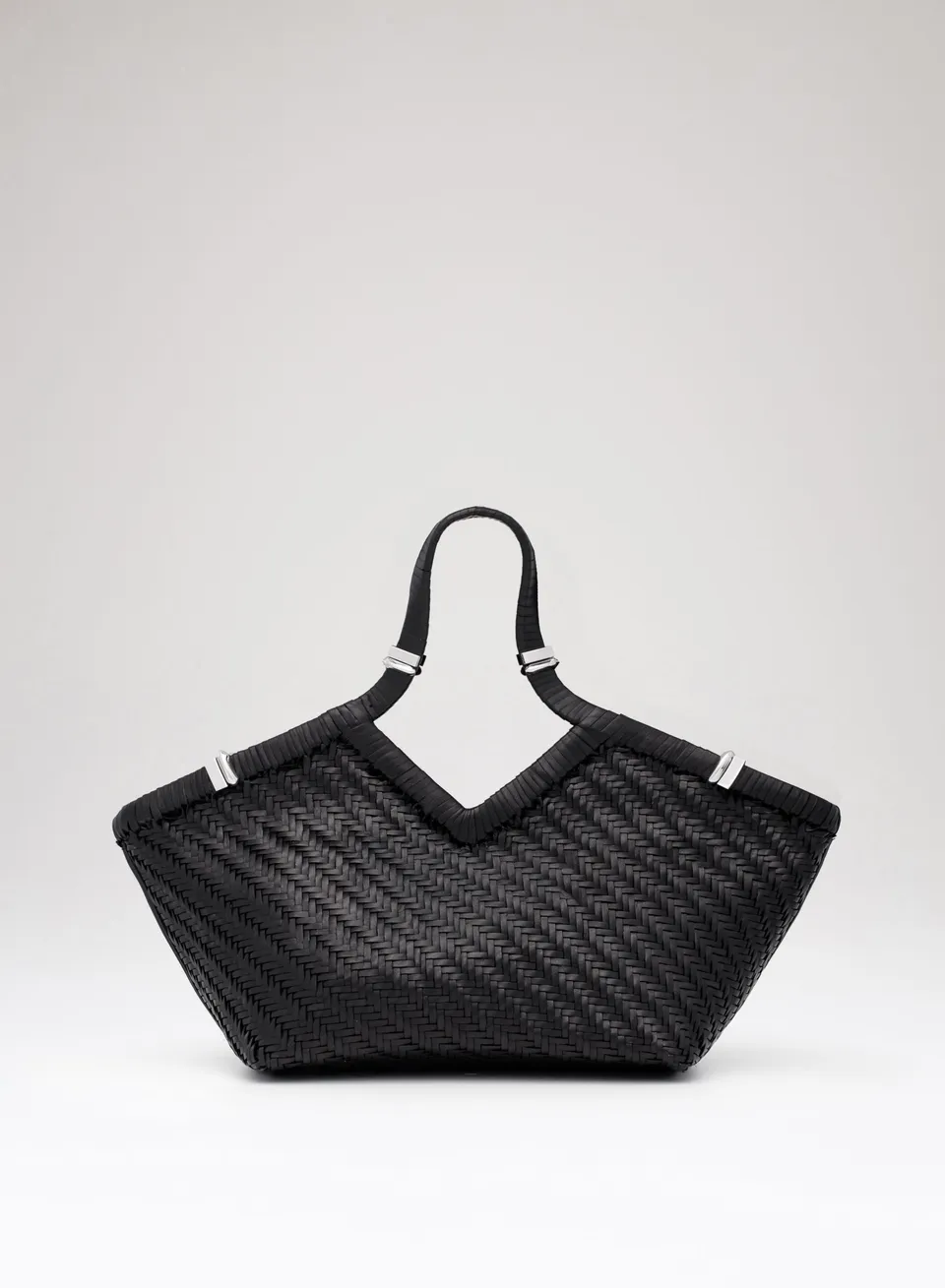 benedetta-bruzziches-usha-borsa-donna-nightly image 1