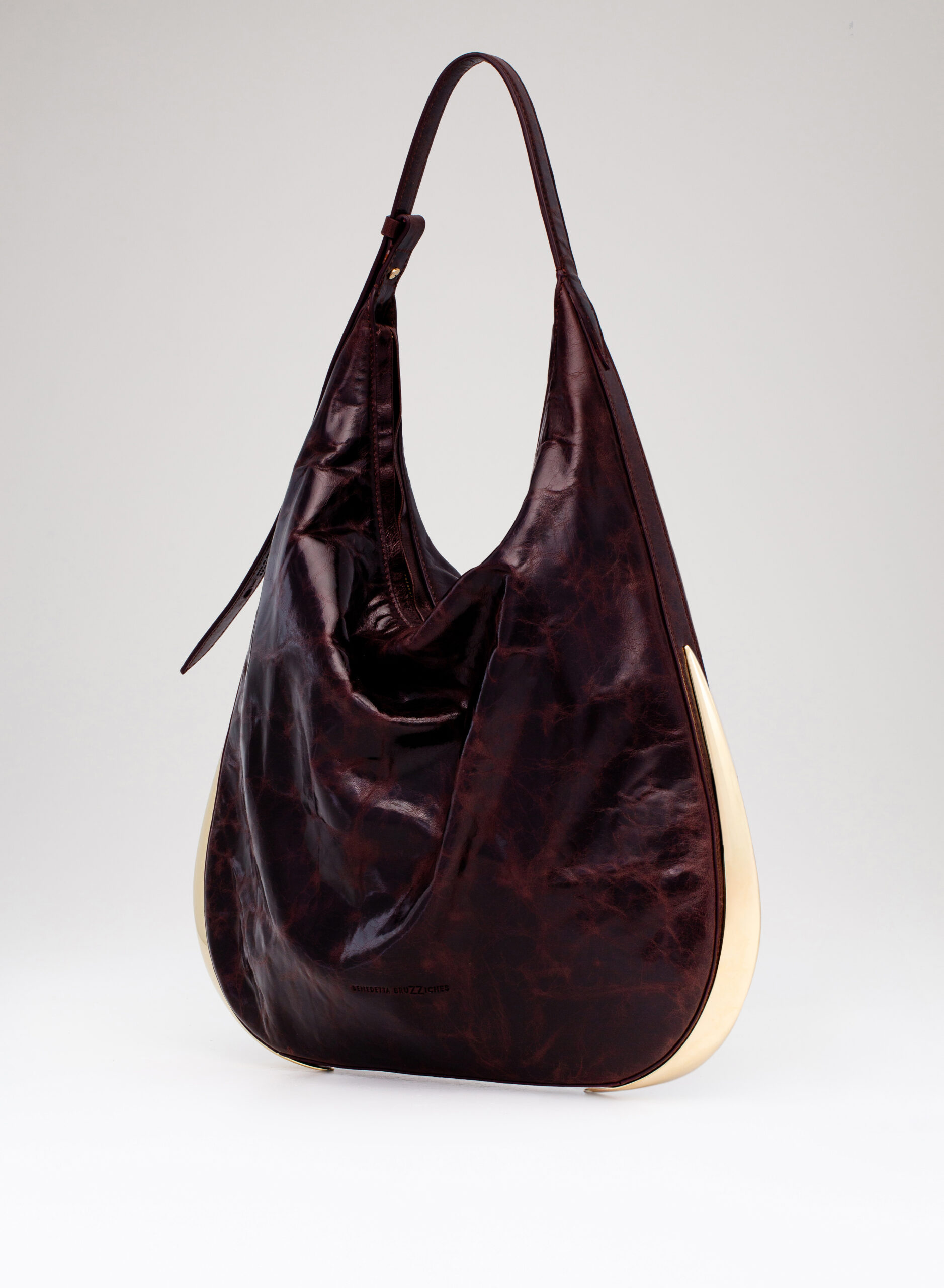 benedetta-bruzziches-amalia-la-grande-borsa-donna-savana image 2