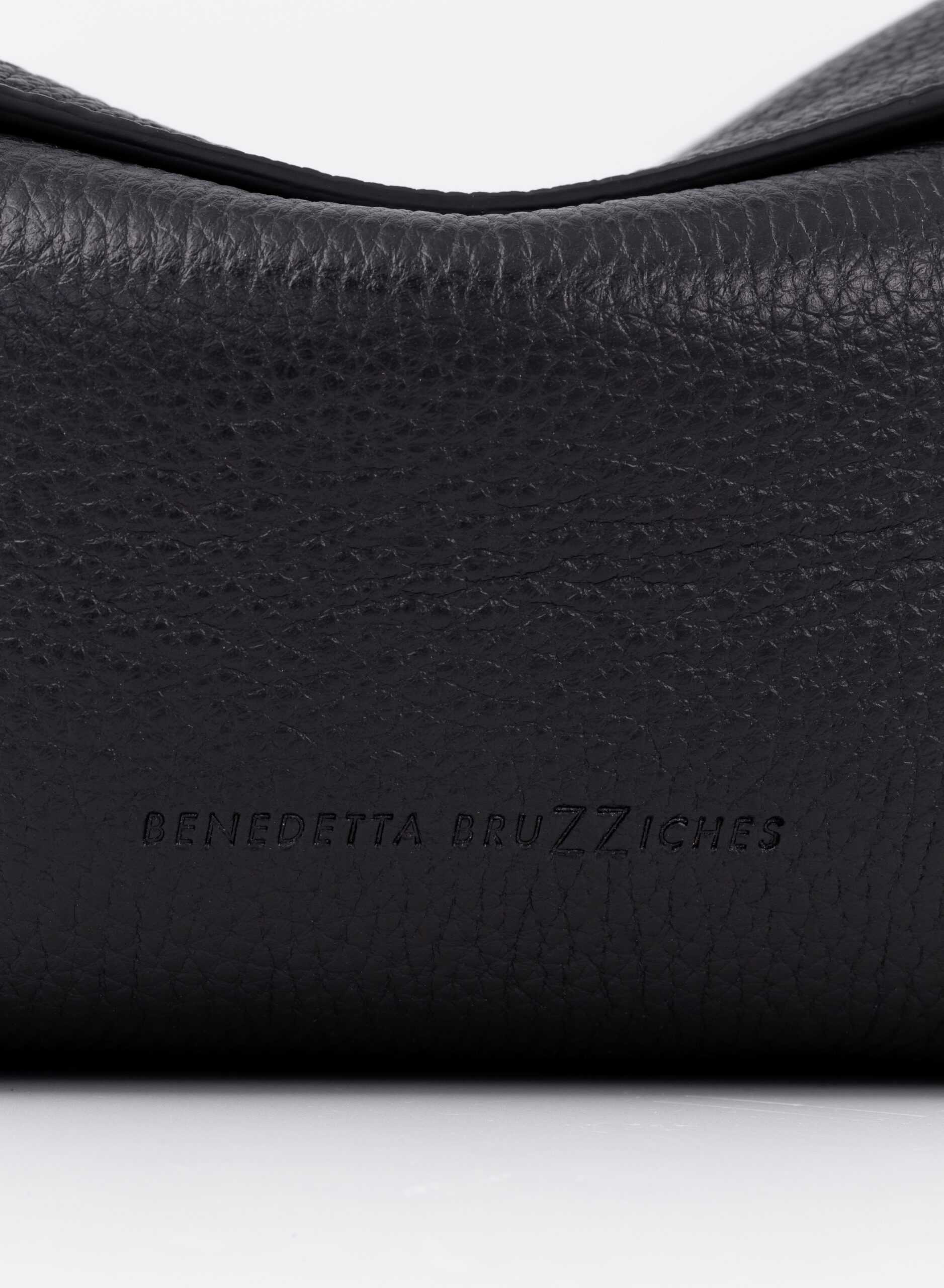 benedetta-bruzziches-elif-borsa-donna-meteorite image 6