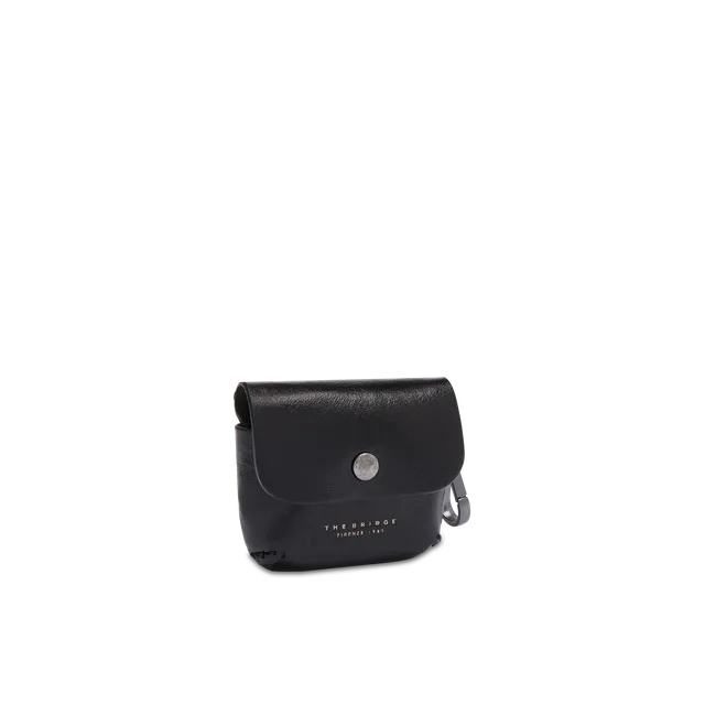 the-bridge-special-ss26-custodia-airpods-in-pelle-bovina-nero-rutenio image 1