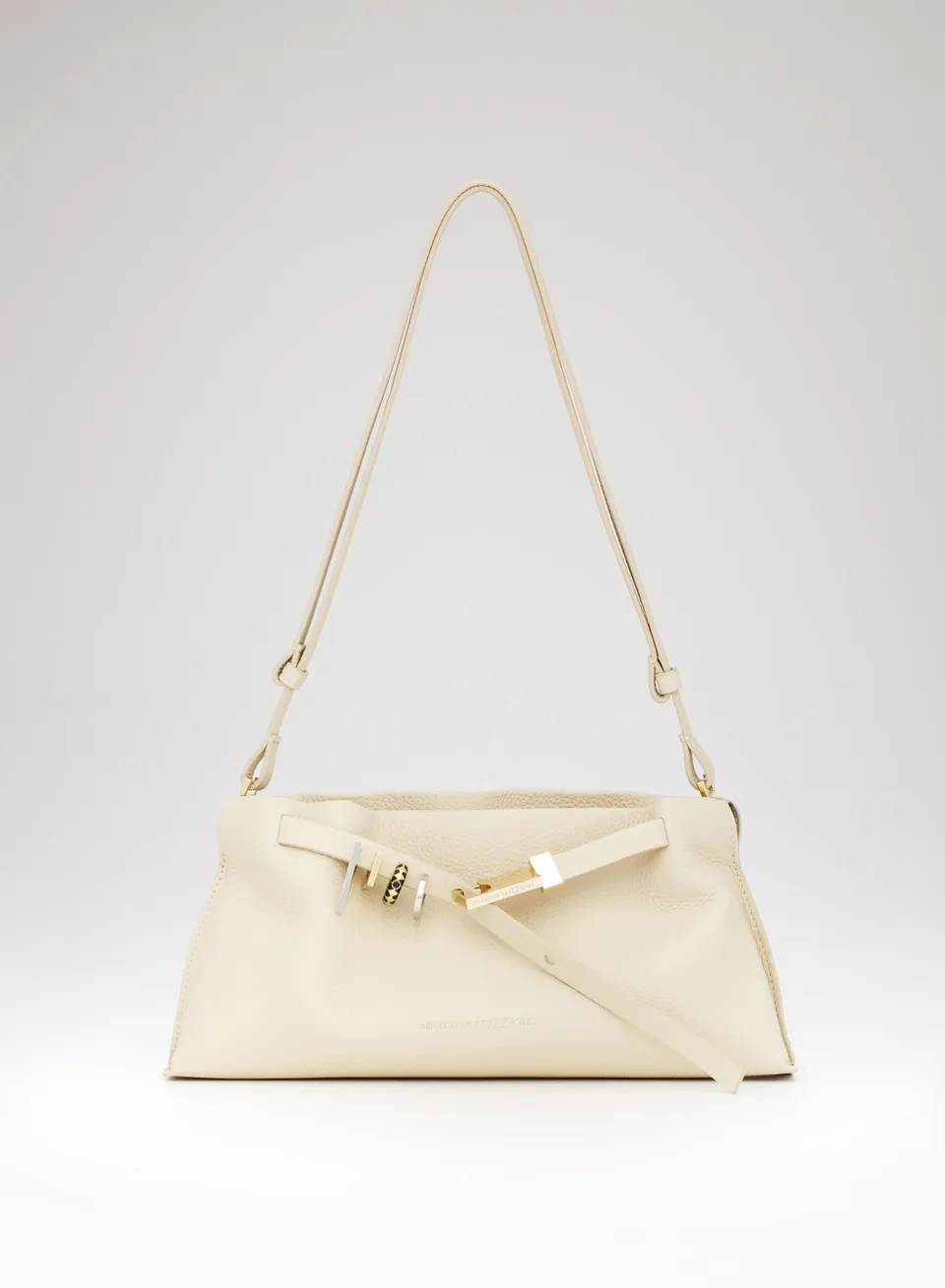 benedetta-bruzziches-lauren-borsa-donna-emberlita image 1