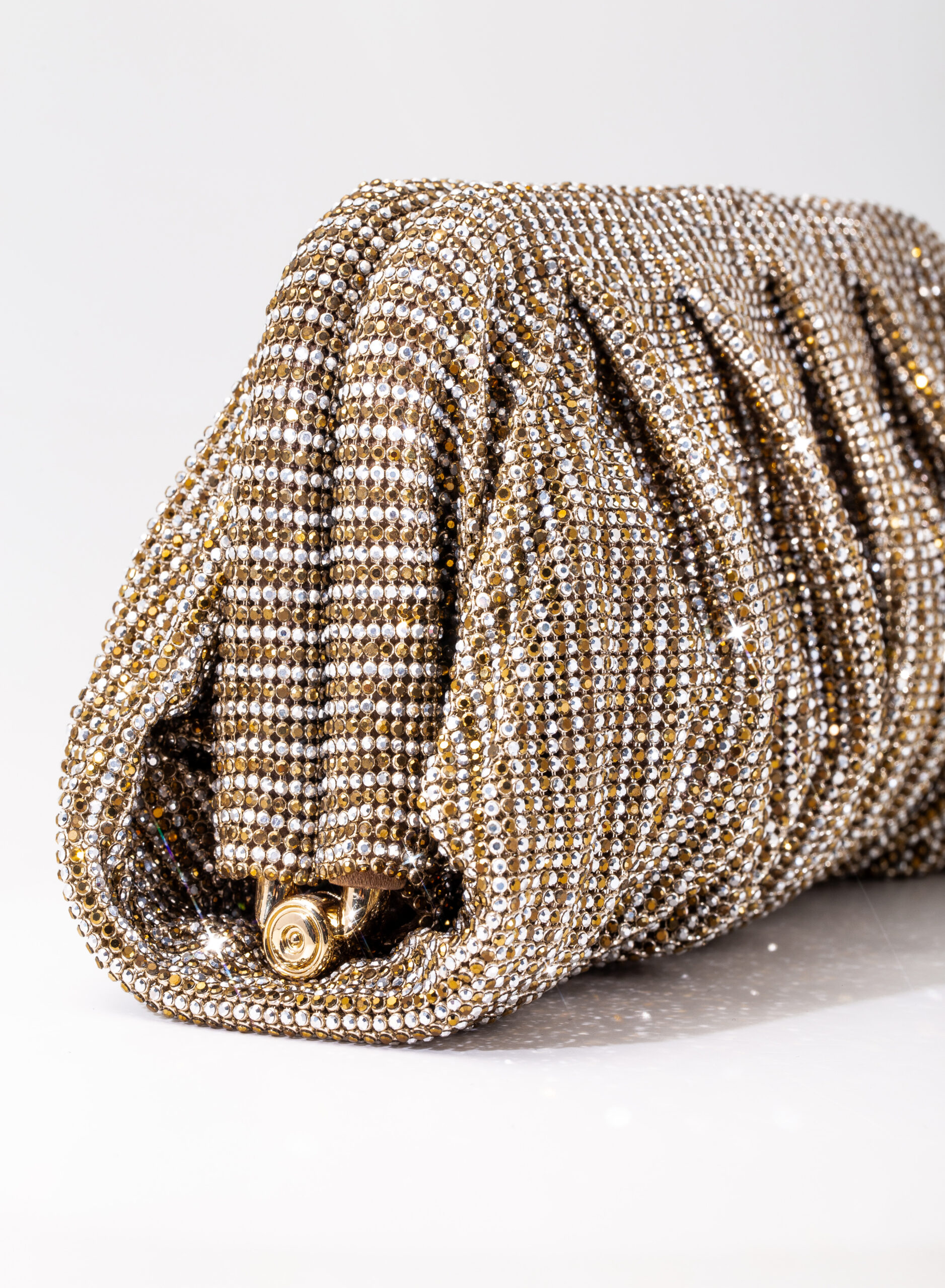 benedetta-bruzziches-venus-la-grande-borsa-donna-the-great-gatsby image 8