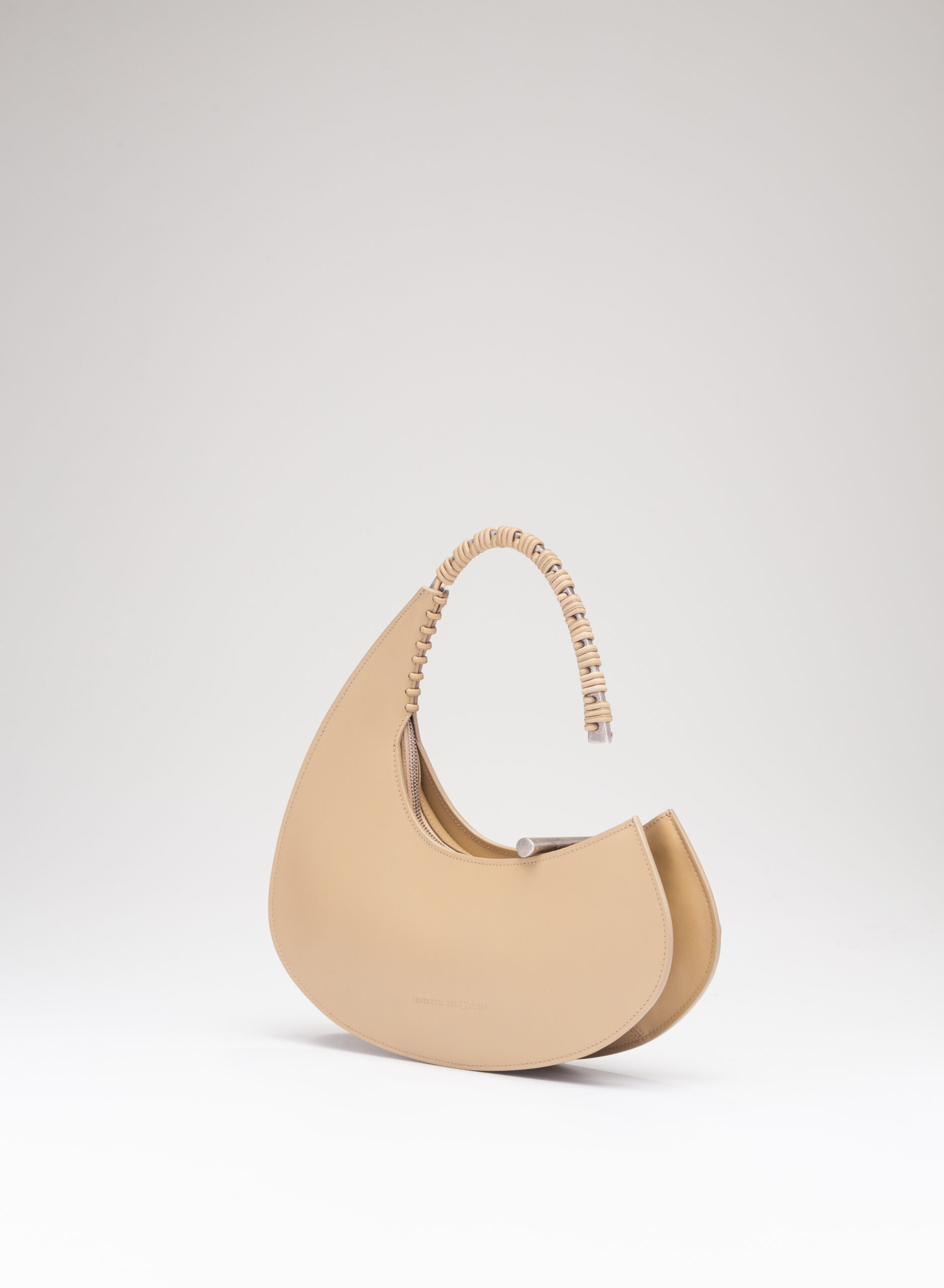 benedetta-bruzziches-raffaella-trench-coat-borsa-donna-premium image 2