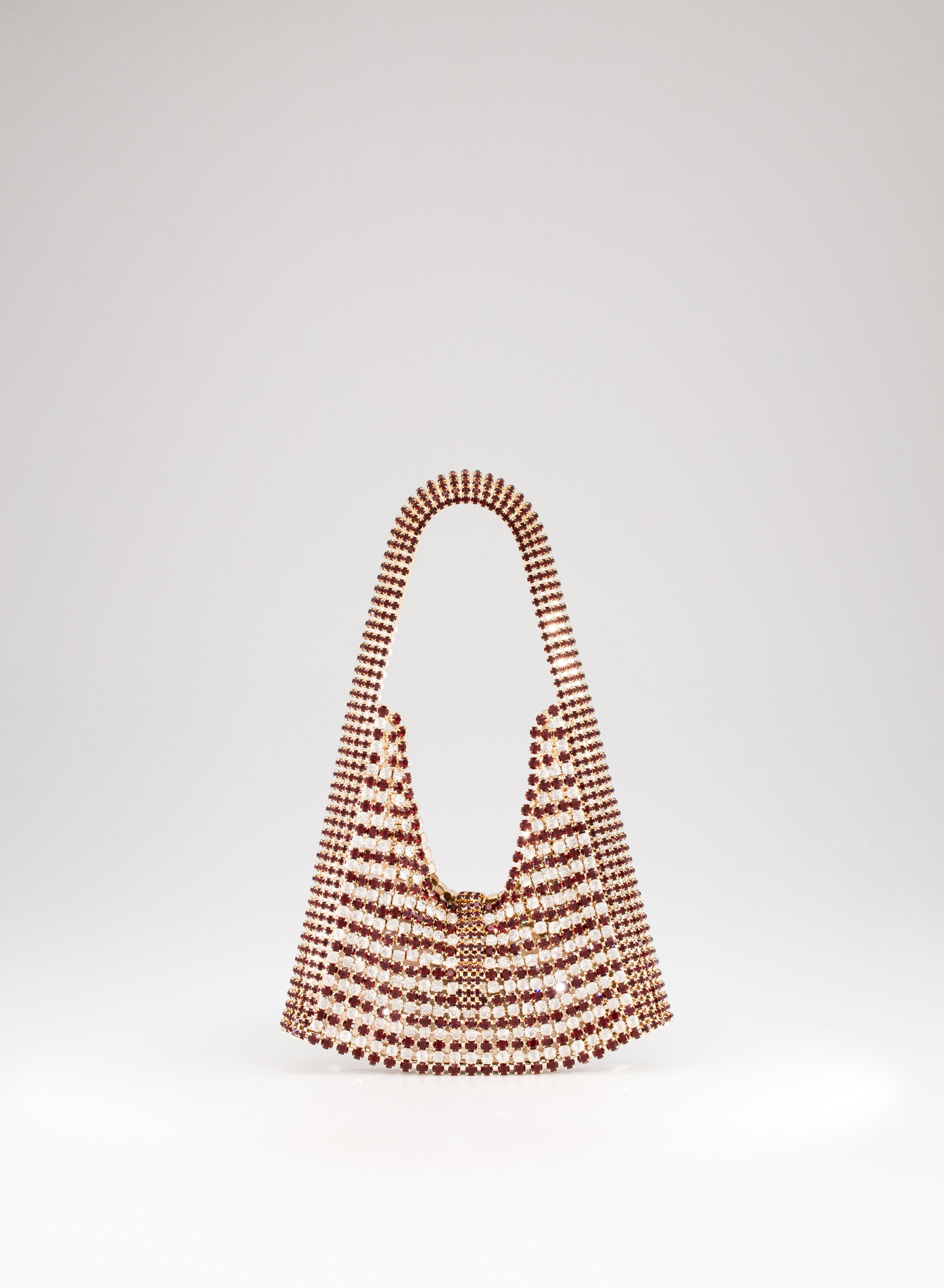 benedetta-bruzziches-lia-borsa-donna-sussex-ruby image 1