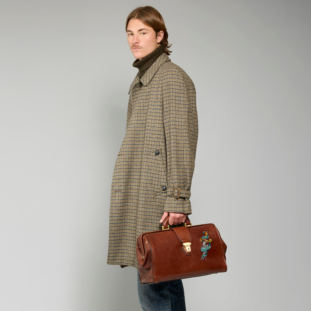the-bridge-borsa-da-medico-in-pelle-marrone-oro-2 image 3
