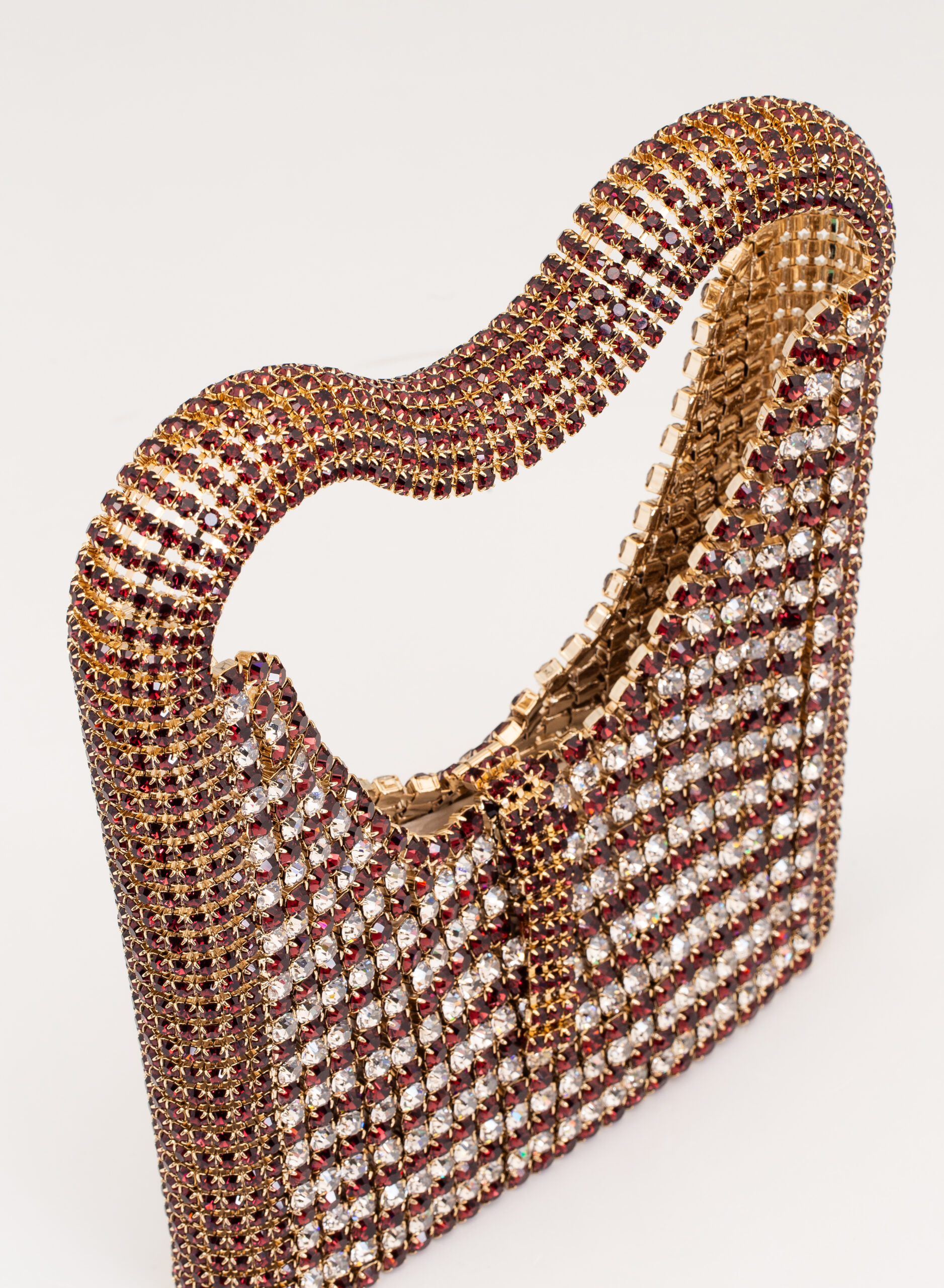 benedetta-bruzziches-lia-borsa-donna-sussex-ruby image 6