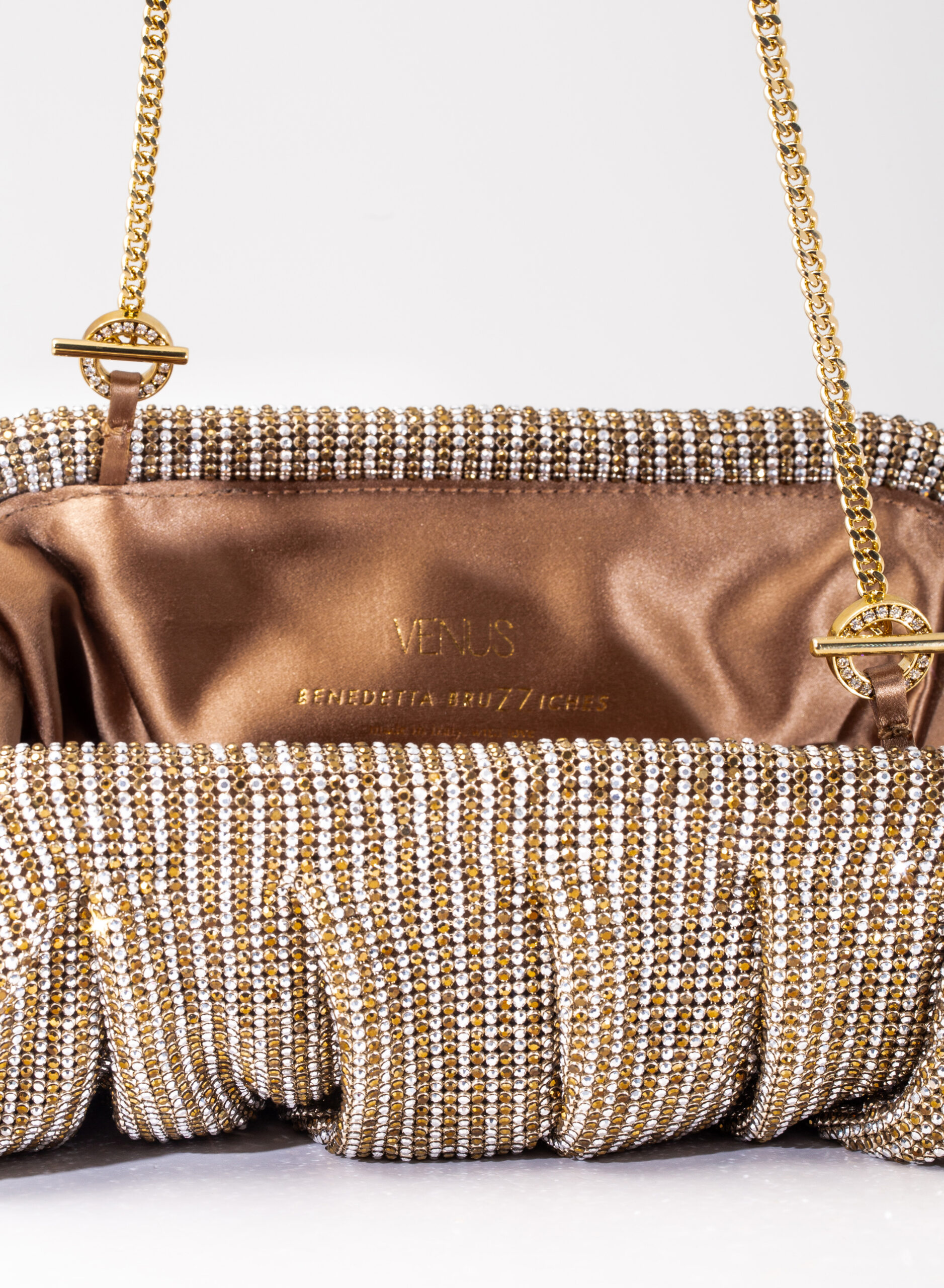 benedetta-bruzziches-venus-la-grande-borsa-donna-the-great-gatsby image 7