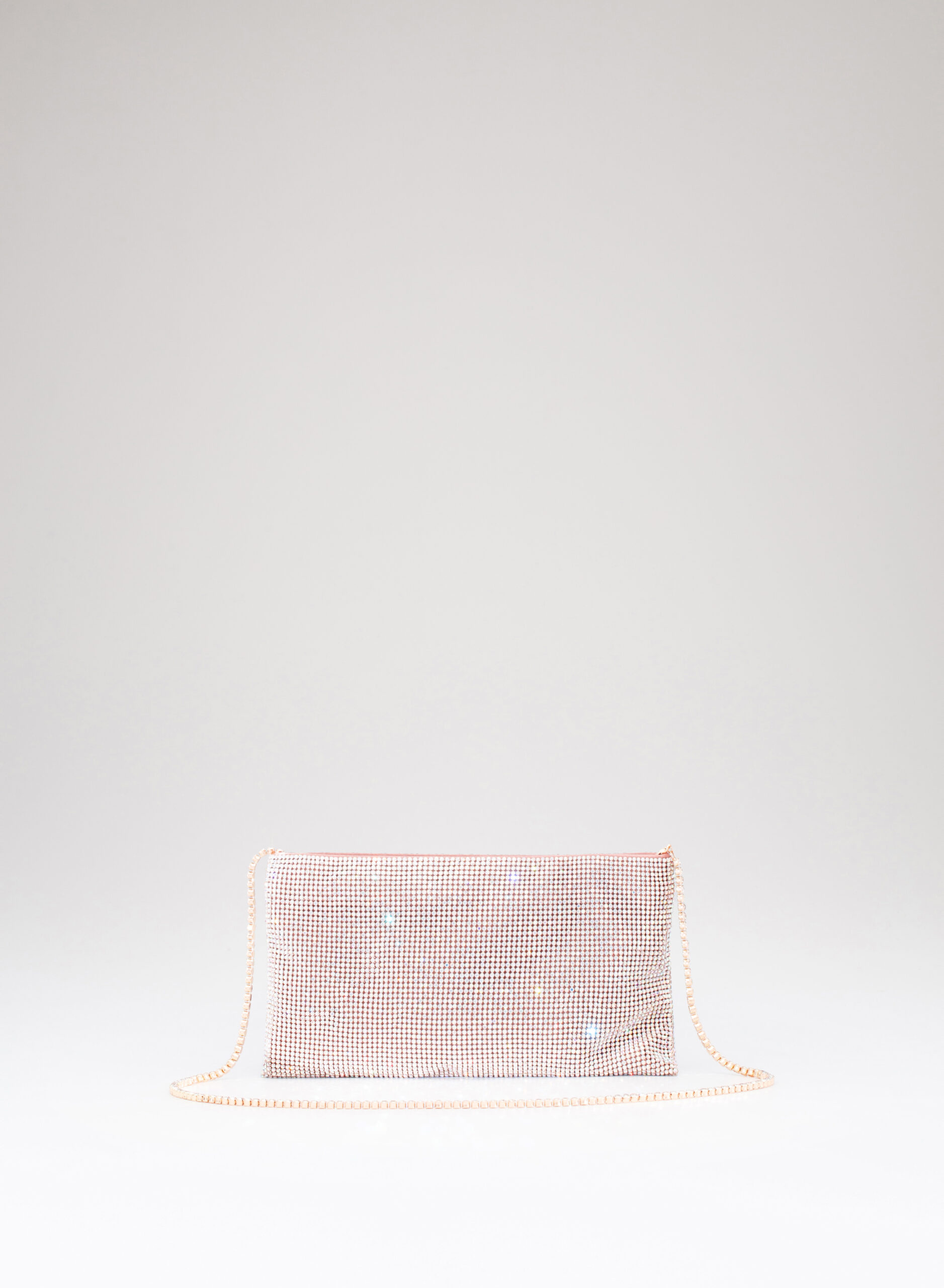 benedetta-bruzziches-your-best-friend-la-petite-borsa-donna-chapelloise image 1