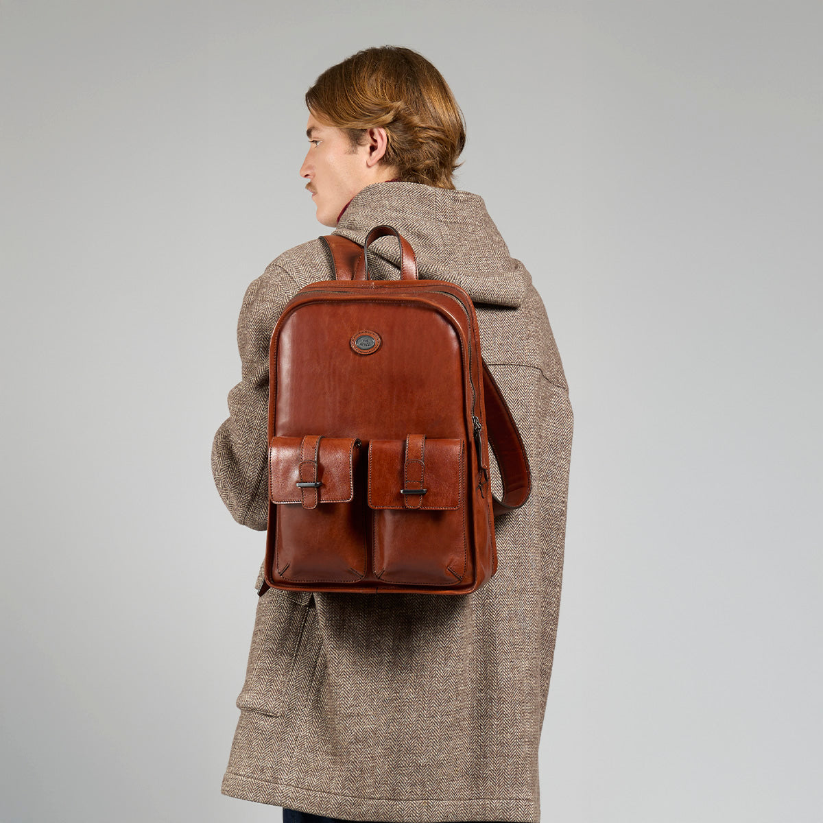the-bridge-isaia-zaino-in-pelle-uomo-con-zip-e-tasche-frontali-marrone image 6