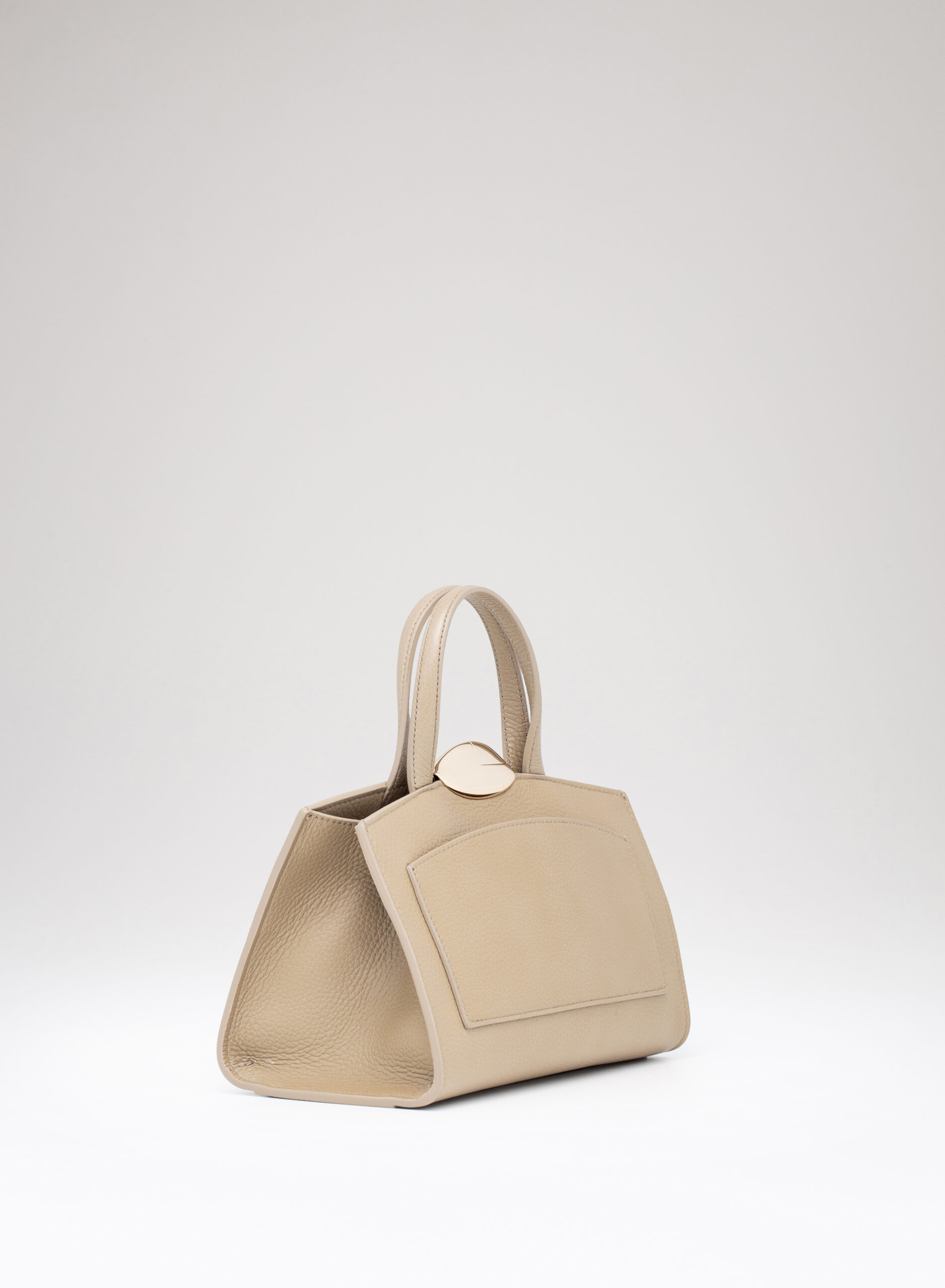benedetta-bruzziches-serena-la-petite-borsa-donna-incense image 4