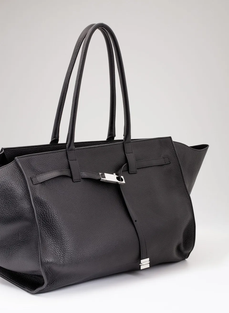 benedetta-bruzziches-mame-weekend-borsa-donna-meteorite image 1
