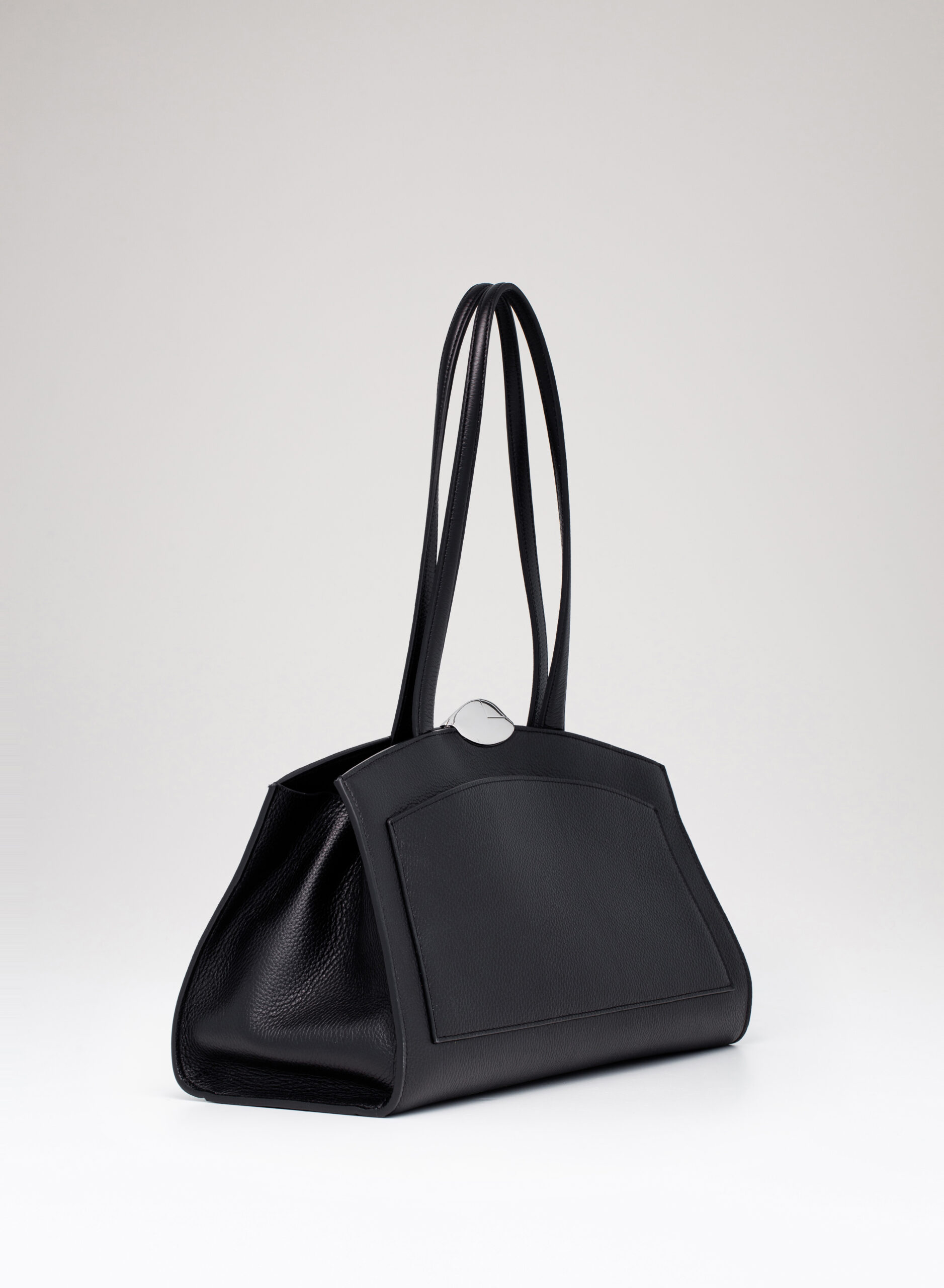 benedetta-bruzziches-serena-borsa-donna-meteorite image 3