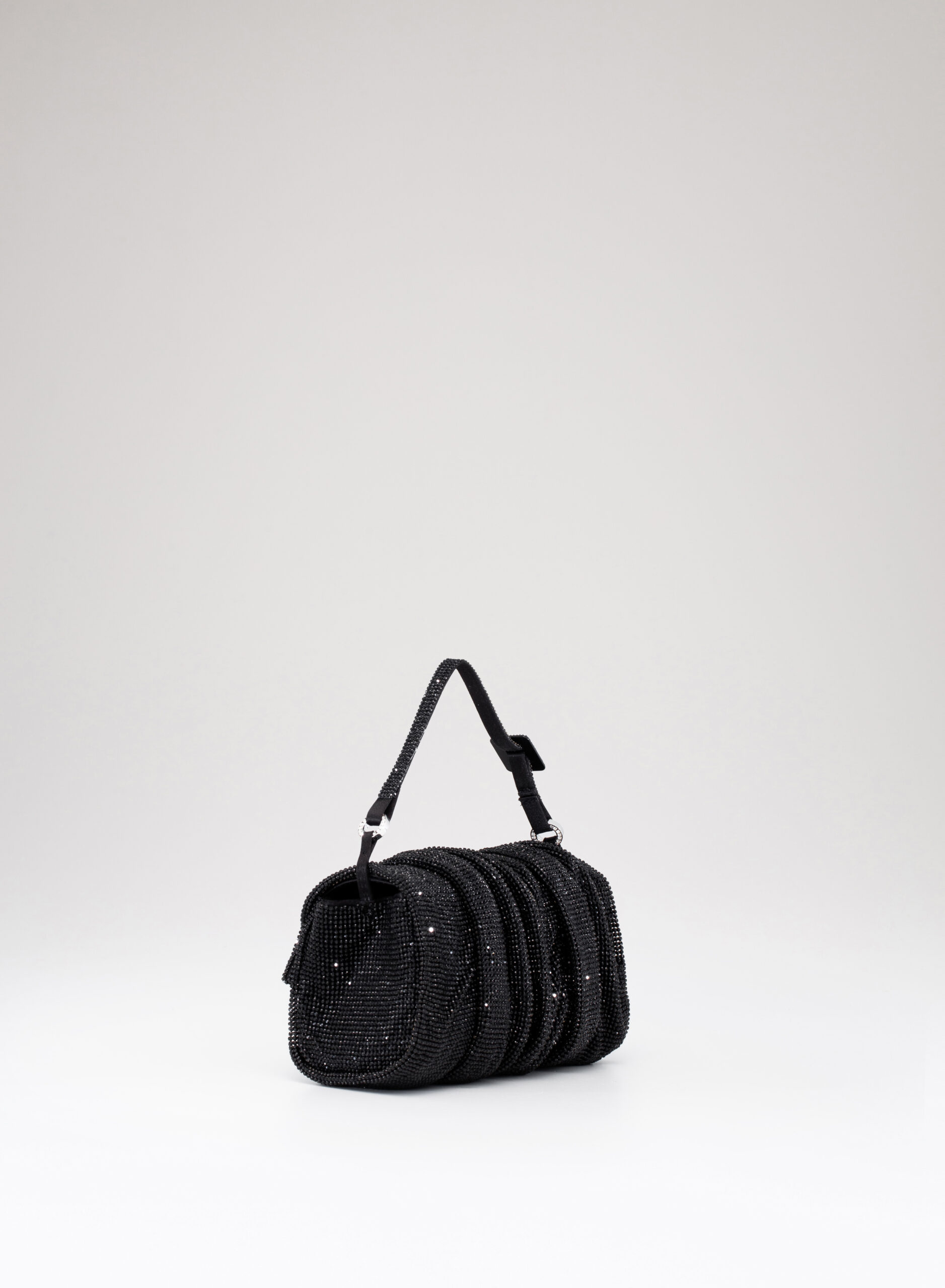 benedetta-bruzziches-iris-james-bond-borsa-donna-premium image 6
