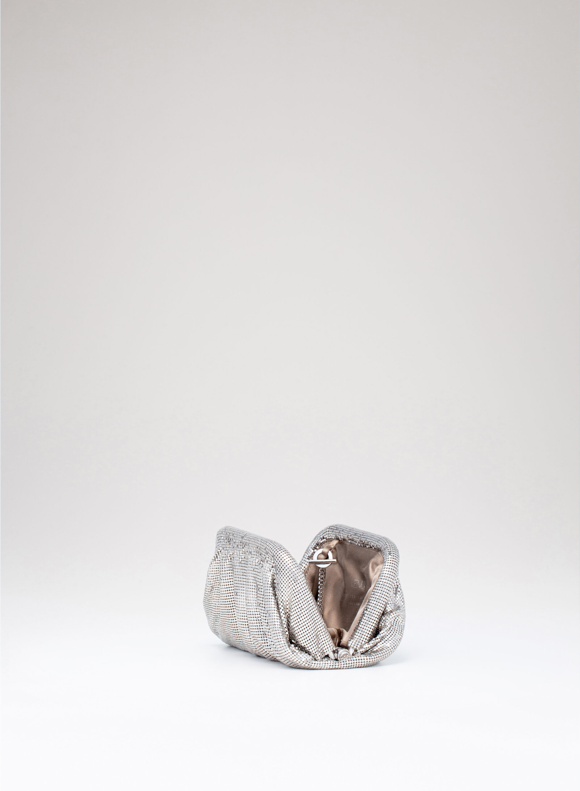 benedetta-bruzziches-borsa-venus-la-petite-mercury image 6