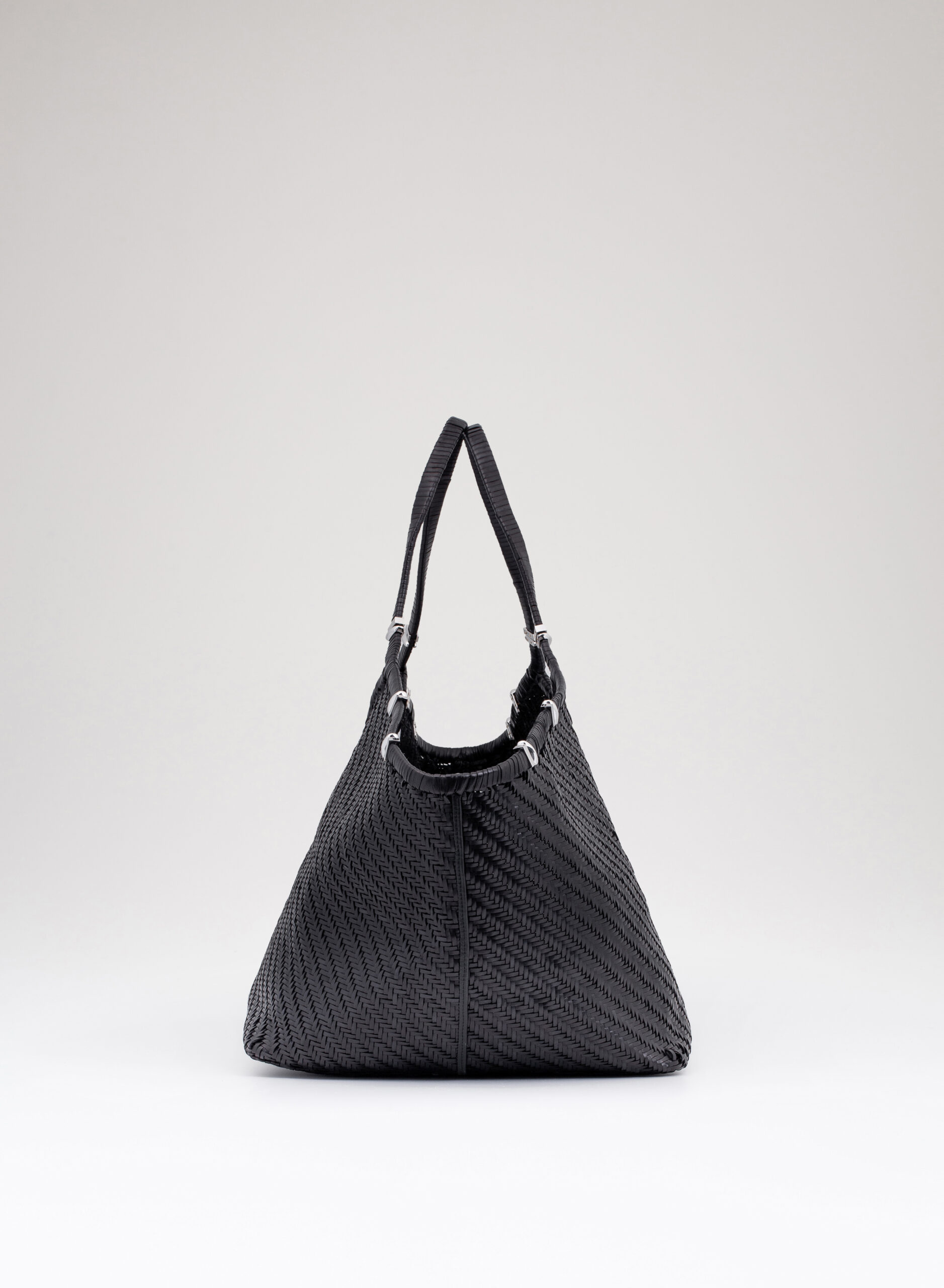 benedetta-bruzziches-usha-la-grandissima-borsa-donna-nightly image 4