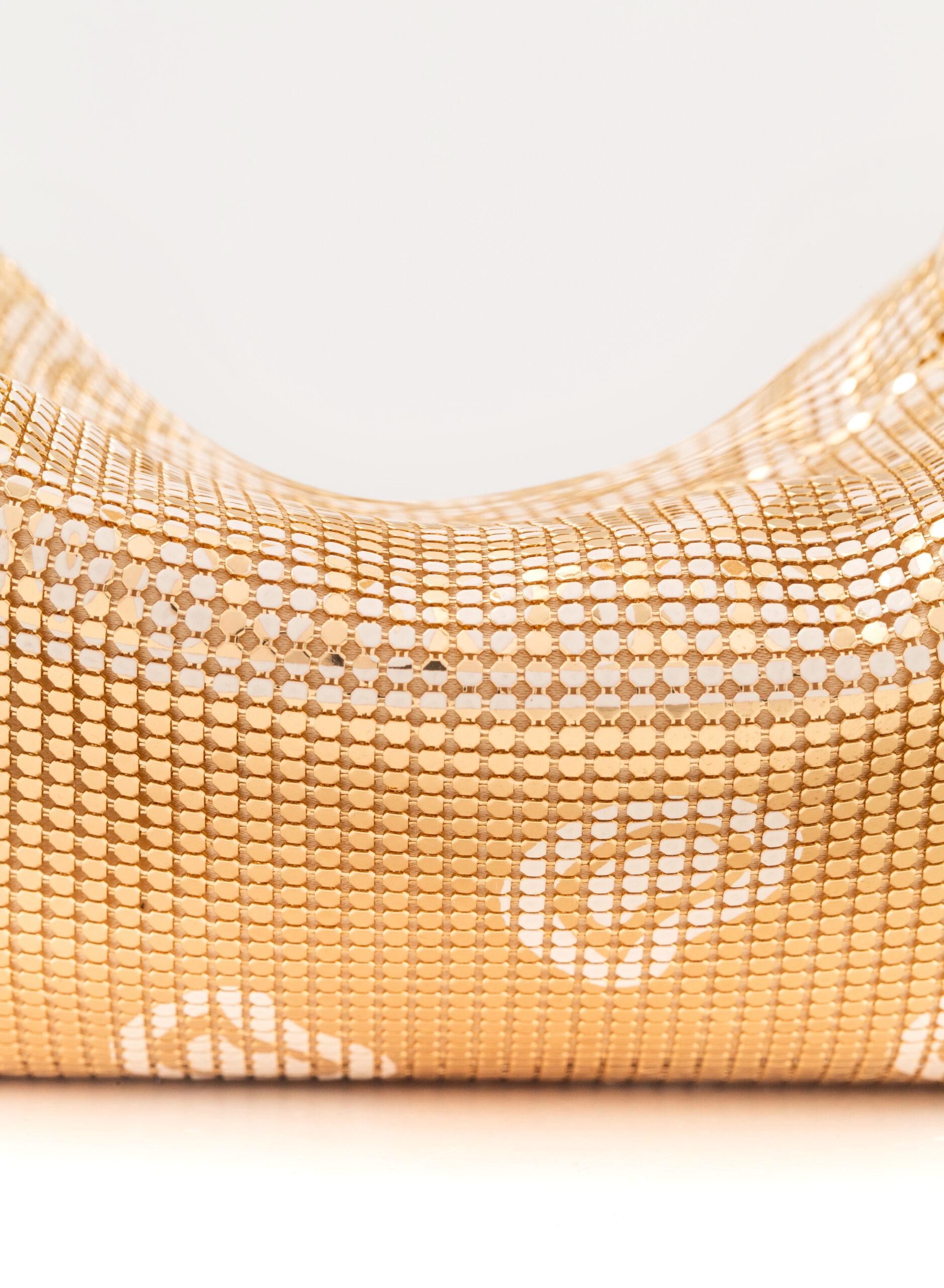 benedetta-bruzziches-your-best-friend-la-grande-borsa-donna-gold-bandana image 6