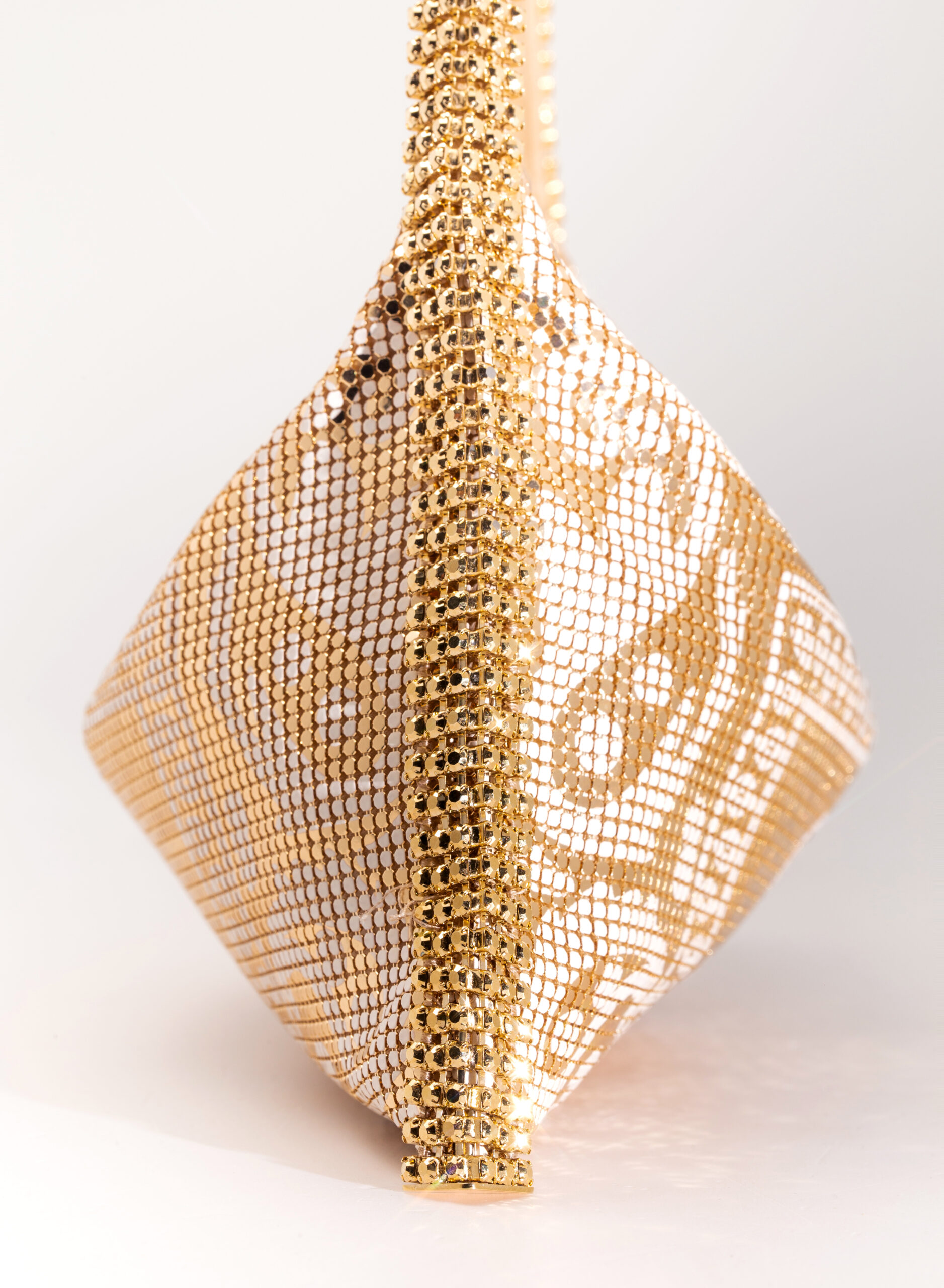 benedetta-bruzziches-your-best-friend-la-grande-borsa-donna-gold-bandana image 4