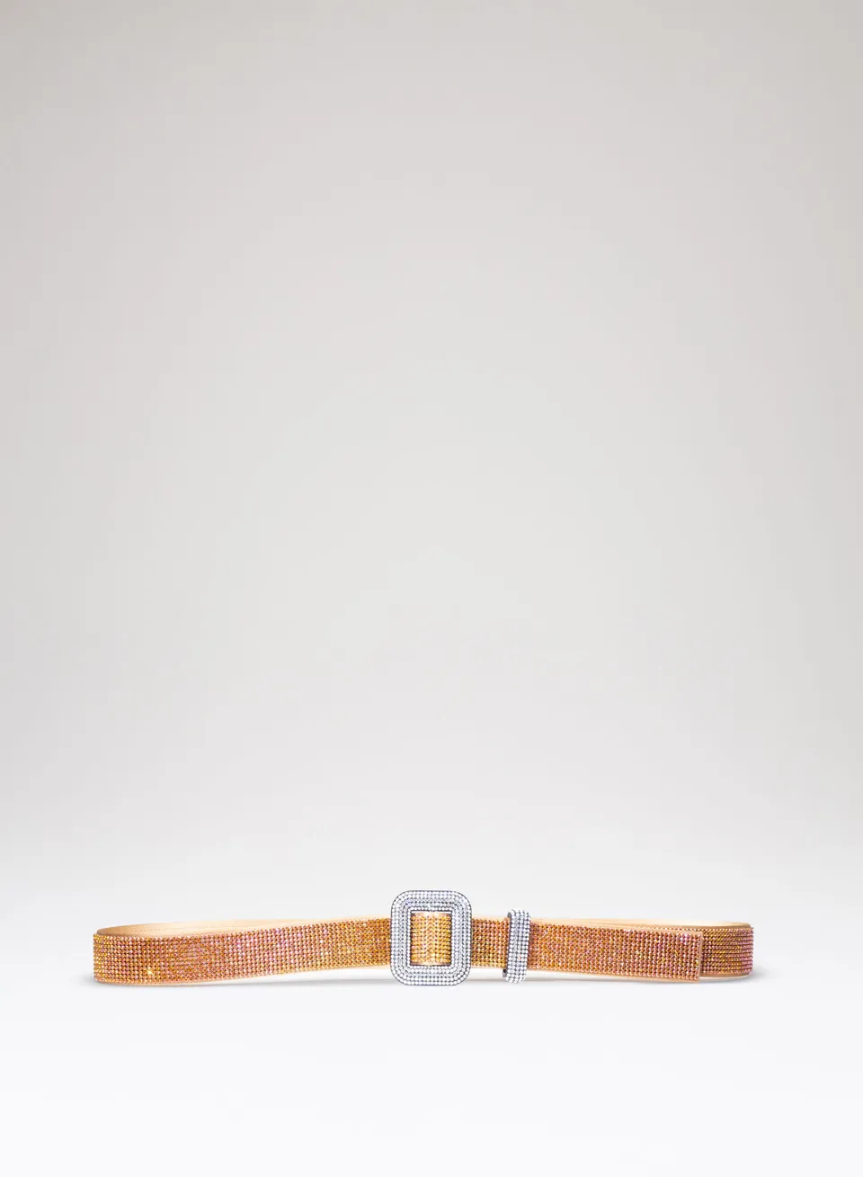 benedetta-bruzziches-venus-belt-la-petite-borsa-donna-an-italian-afternoon image 1