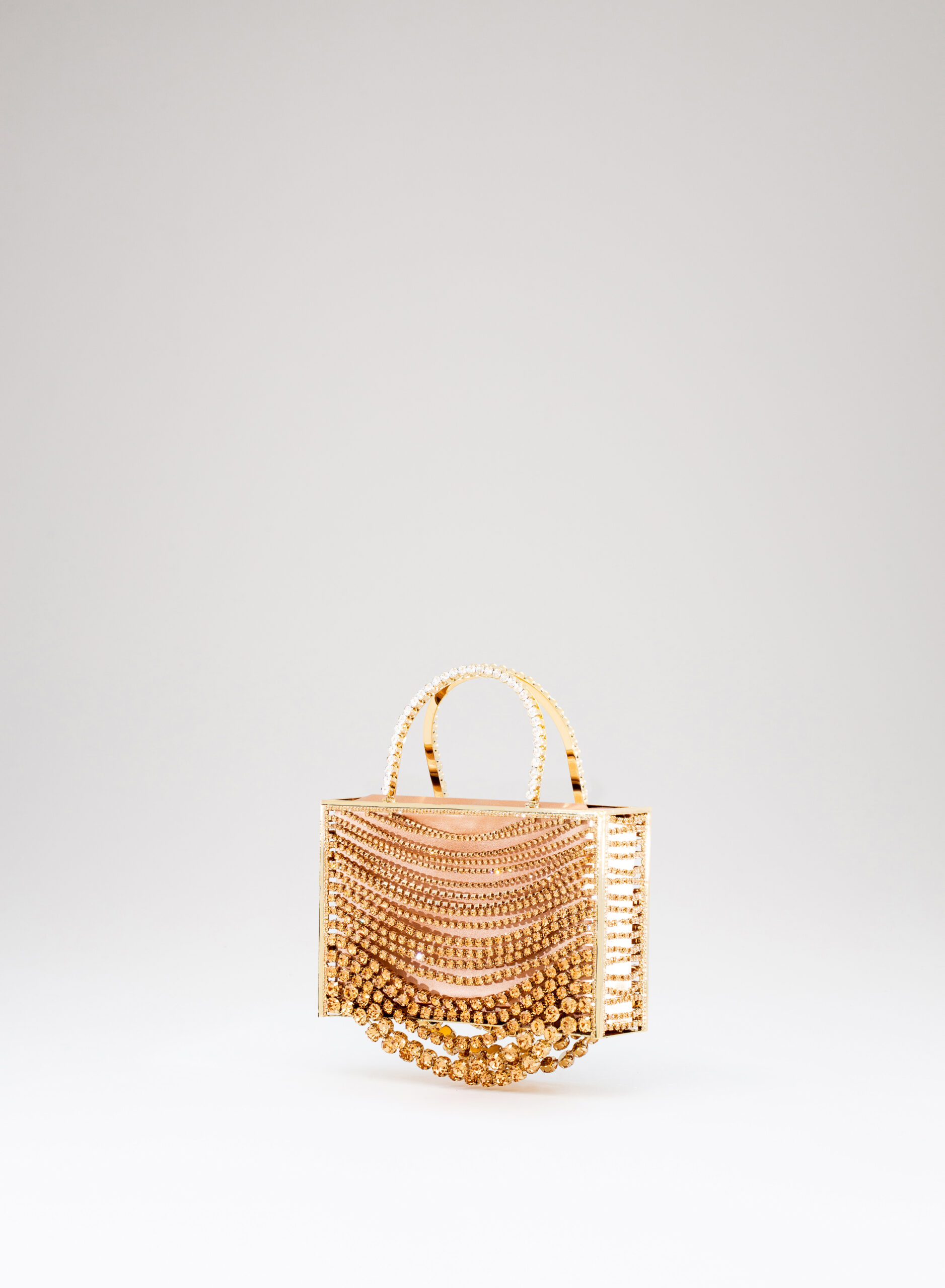 benedetta-bruzziches-giulietta-degli-spiriti-borsa-donna-love-destination-is-cal image 1
