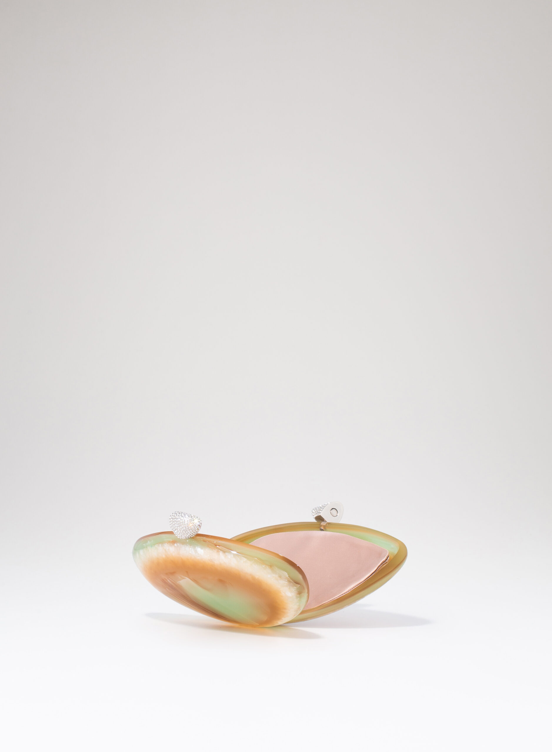 benedetta-bruzziches-armonia-borsa-donna-sua-alma image 7