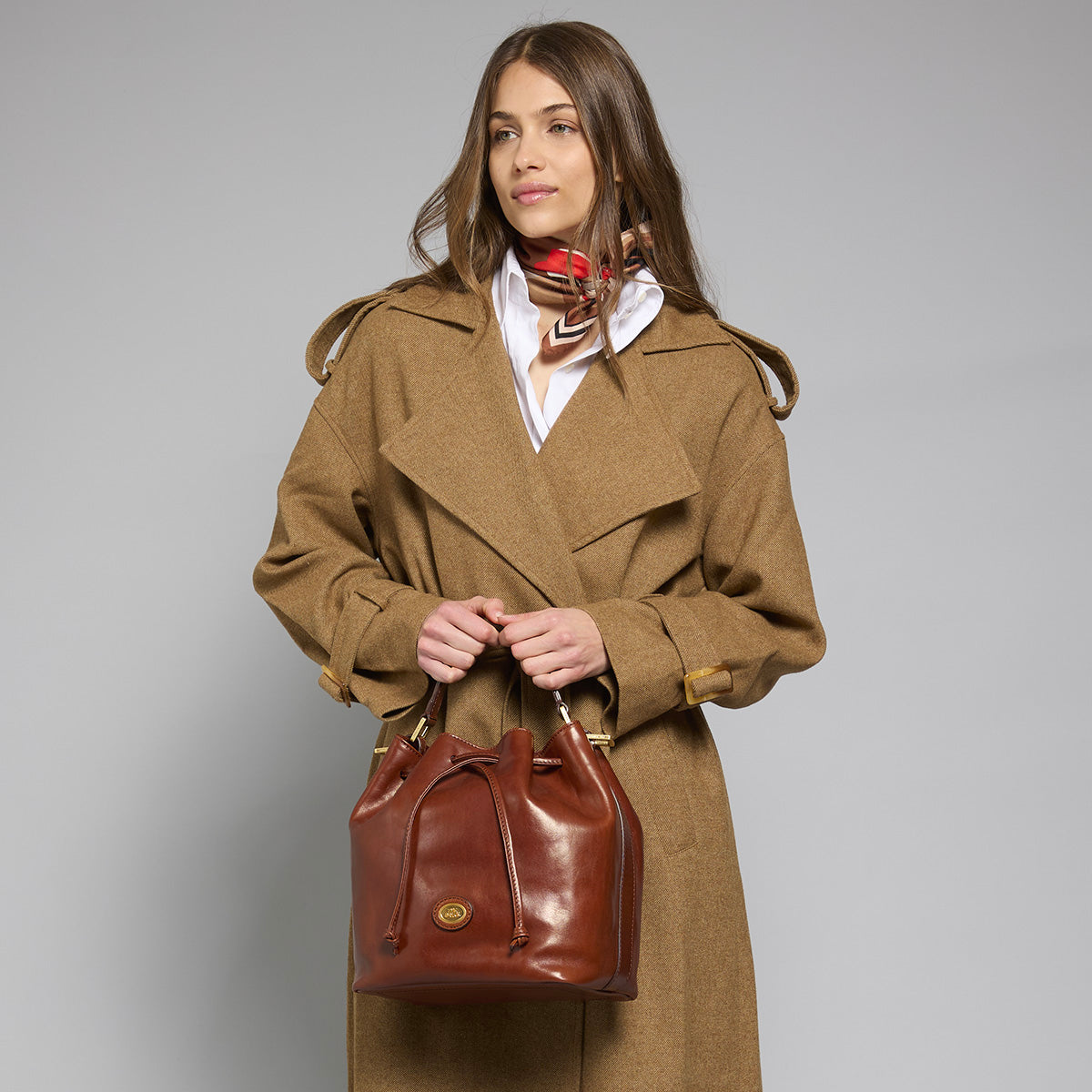 the-bridge-borsa-secchiello-in-pelle-con-tracolla-donna image 6