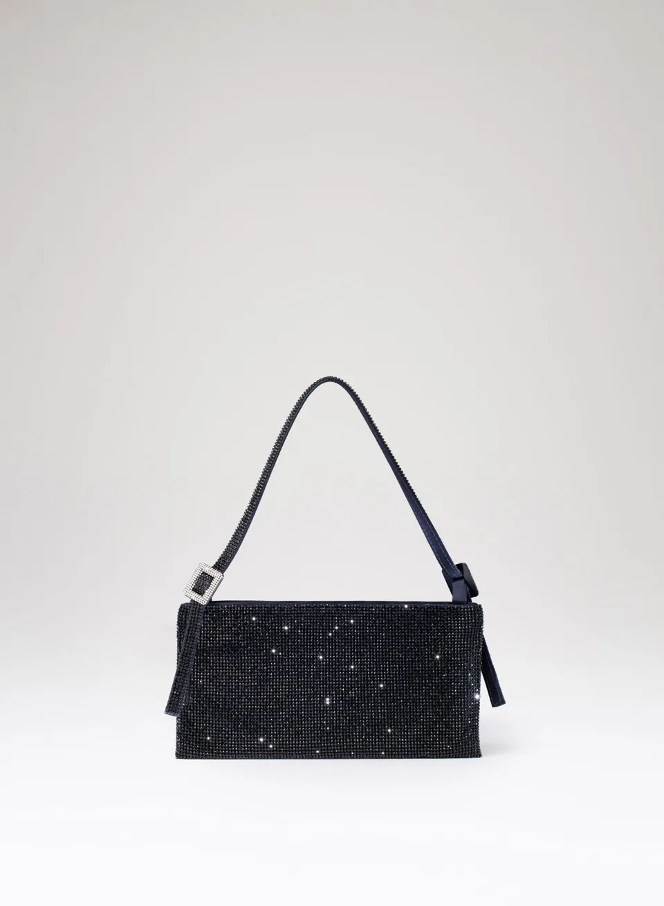 benedetta-bruzziches-your-best-friend-la-grande-borsa-donna-james-bond image 1