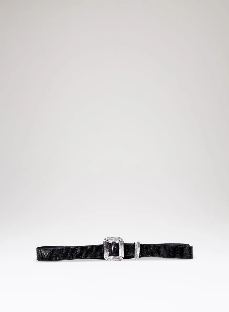 benedetta-bruzziches-venus-belt-la-petite-cintura-donna-james-bond image 1