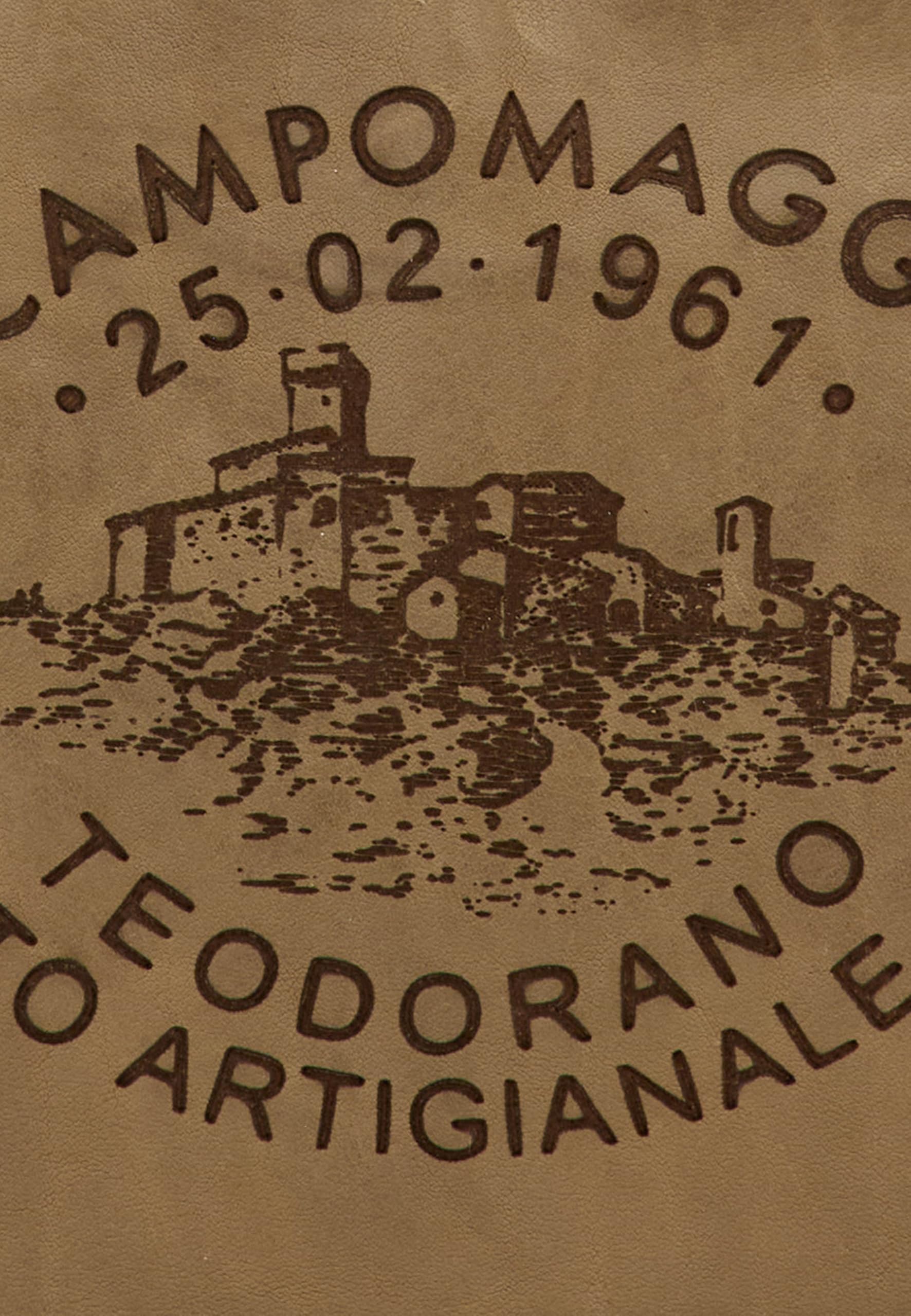 campomaggi-teodorano-camera-bag-in-pelle image 5