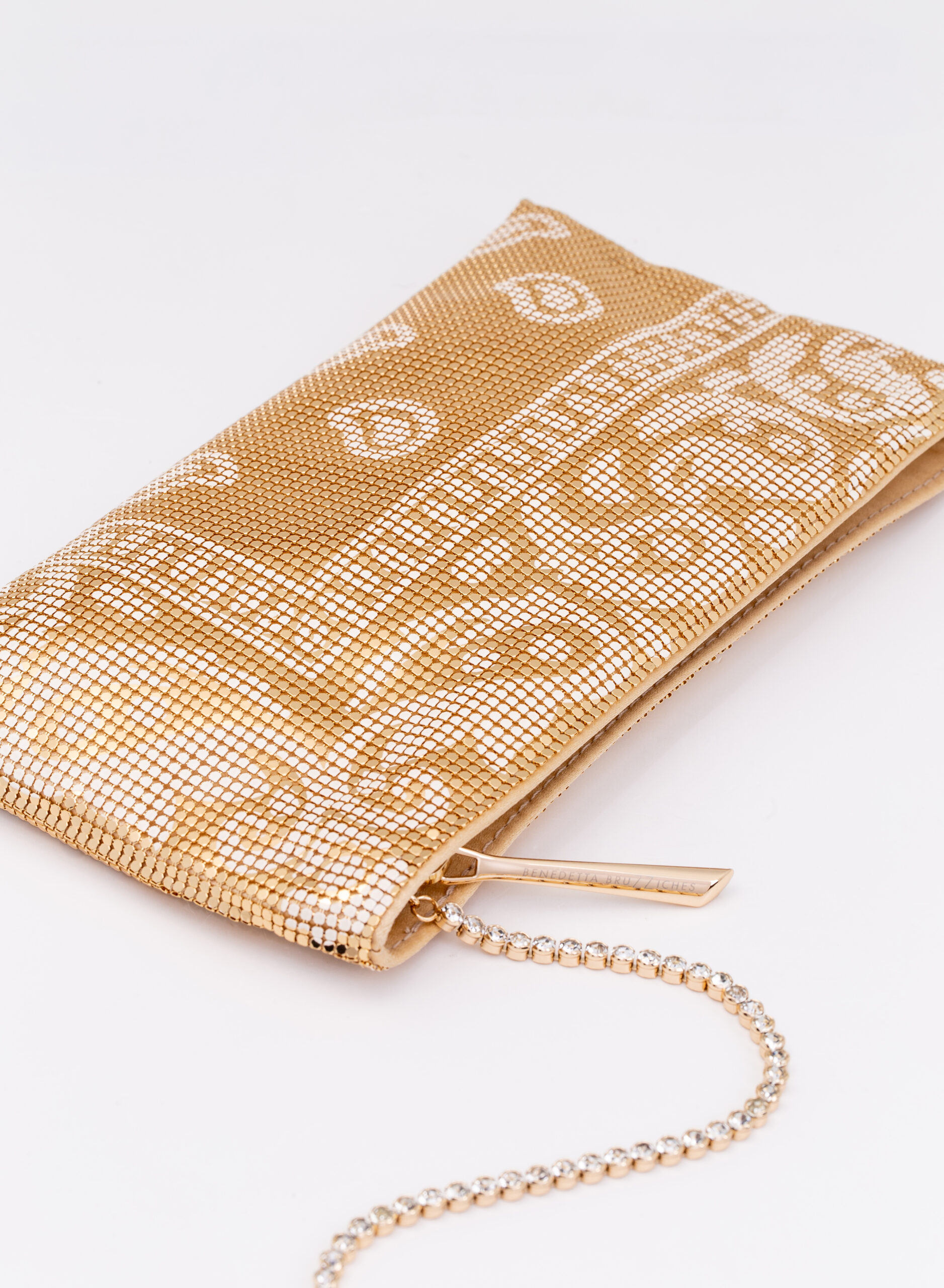 benedetta-bruzziches-your-best-friend-la-petite-borsa-donna-gold-bandana image 3