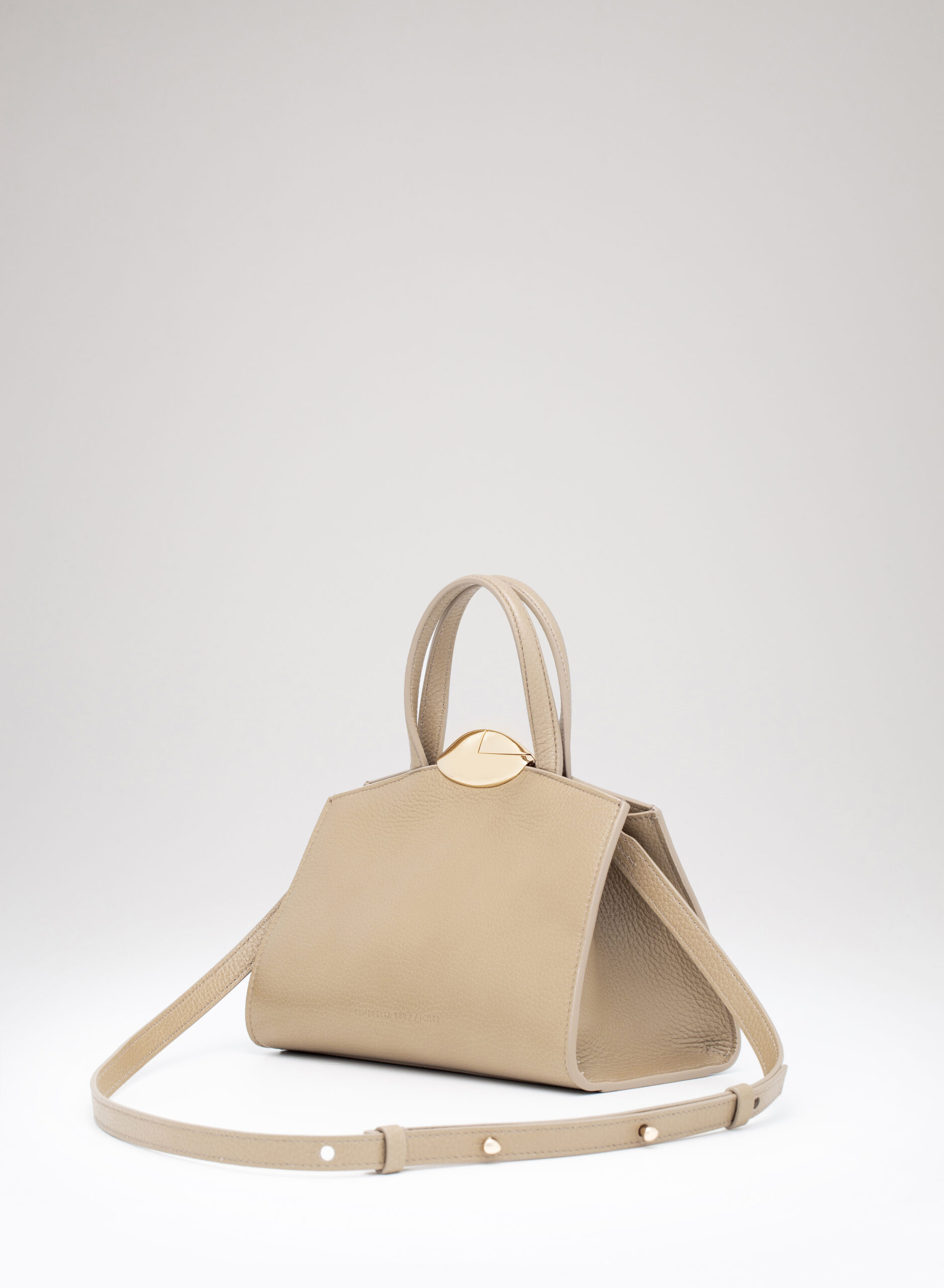 benedetta-bruzziches-serena-la-petite-borsa-donna-incense image 2