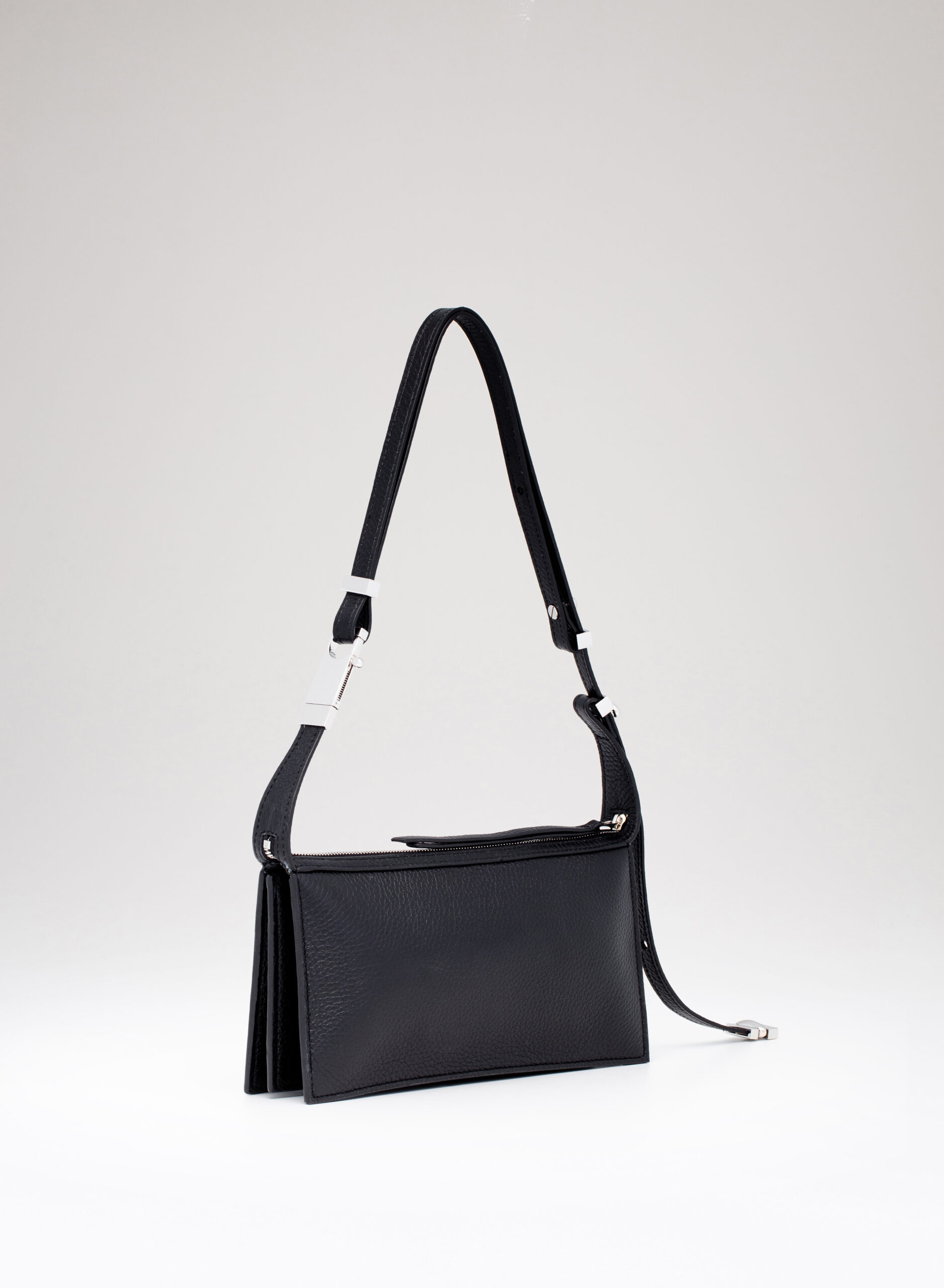 benedetta-bruzziches-syster-borsa-donna-meteorite image 4