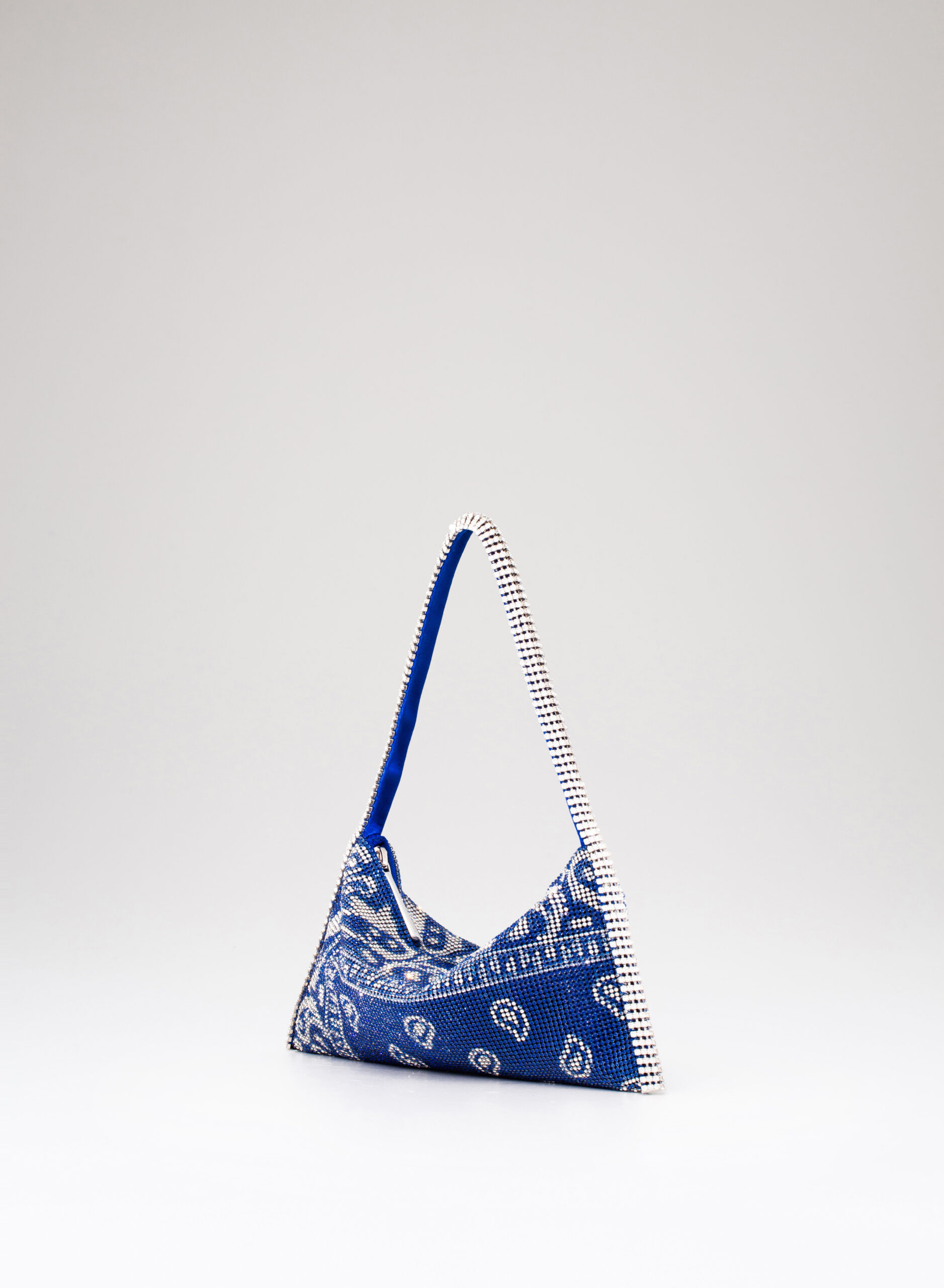 benedetta-bruzziches-your-best-friend-la-grande-borsa-donna-blue-bandana image 2