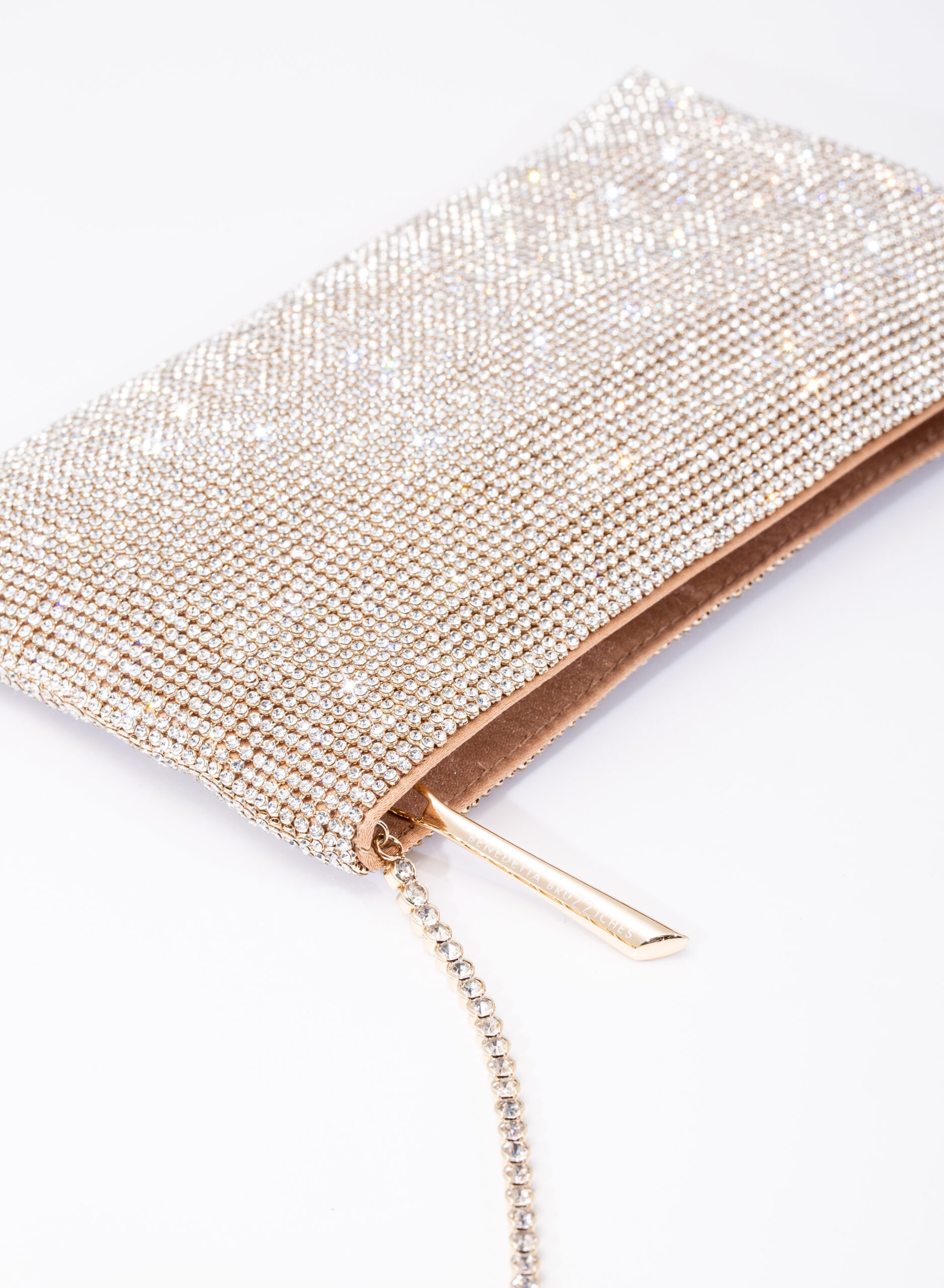 benedetta-bruzziches-your-best-friend-la-petite-morning-on-canvas-borsa-piccola- image 3