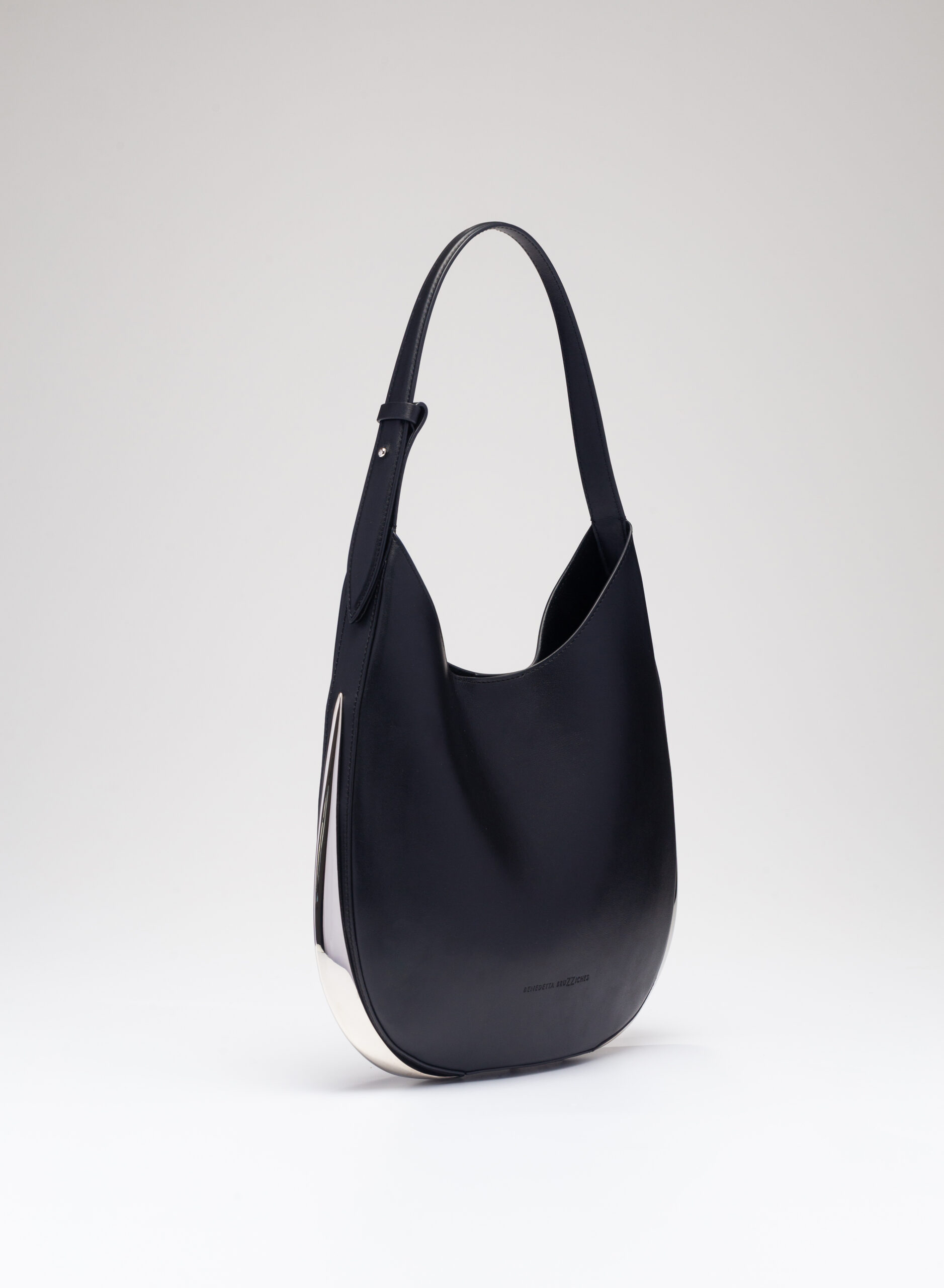 benedetta-bruzziches-amalia-borsa-donna-nightly image 4