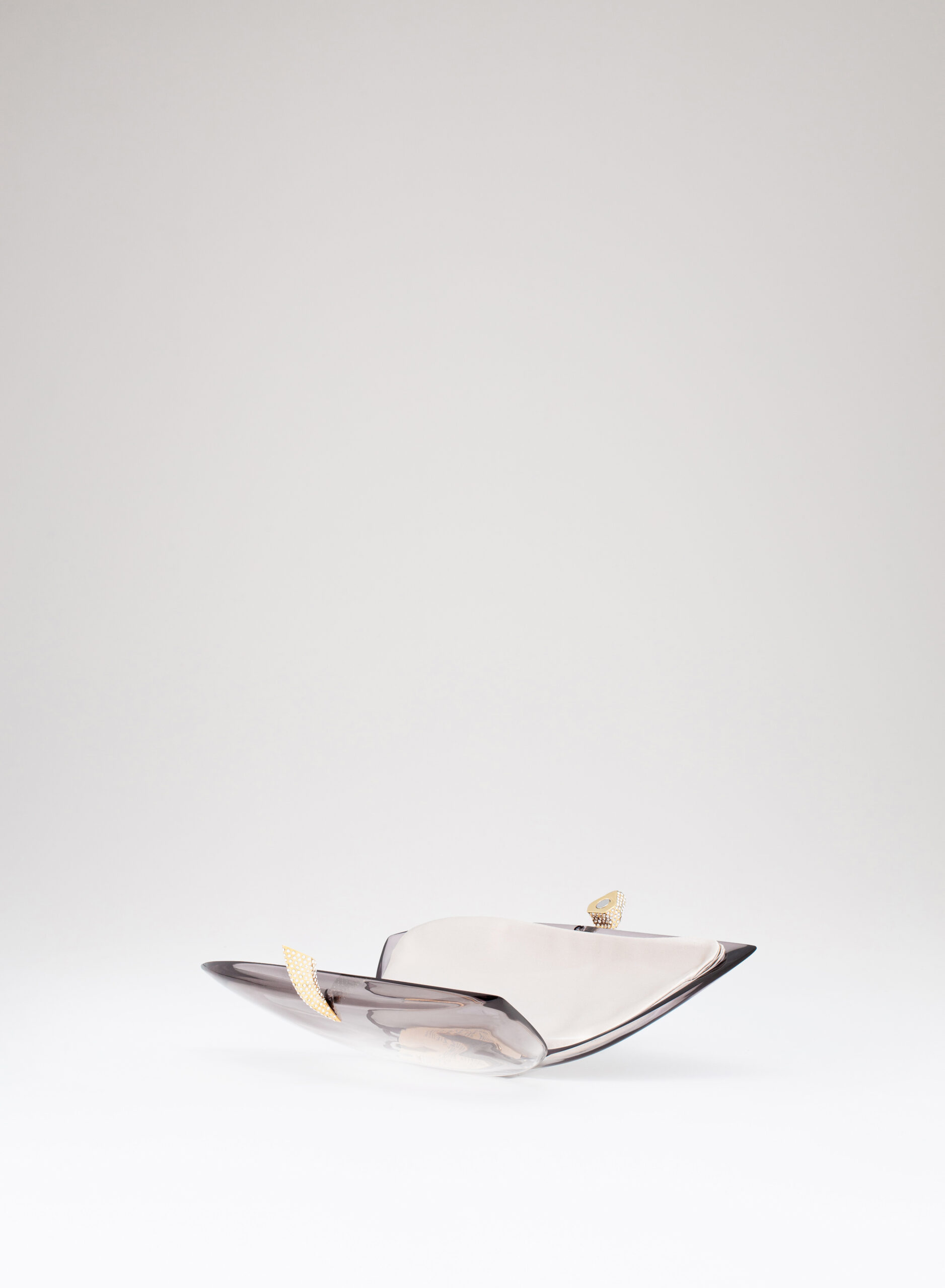 benedetta-bruzziches-artemisia-borsa-donna-ombr image 6