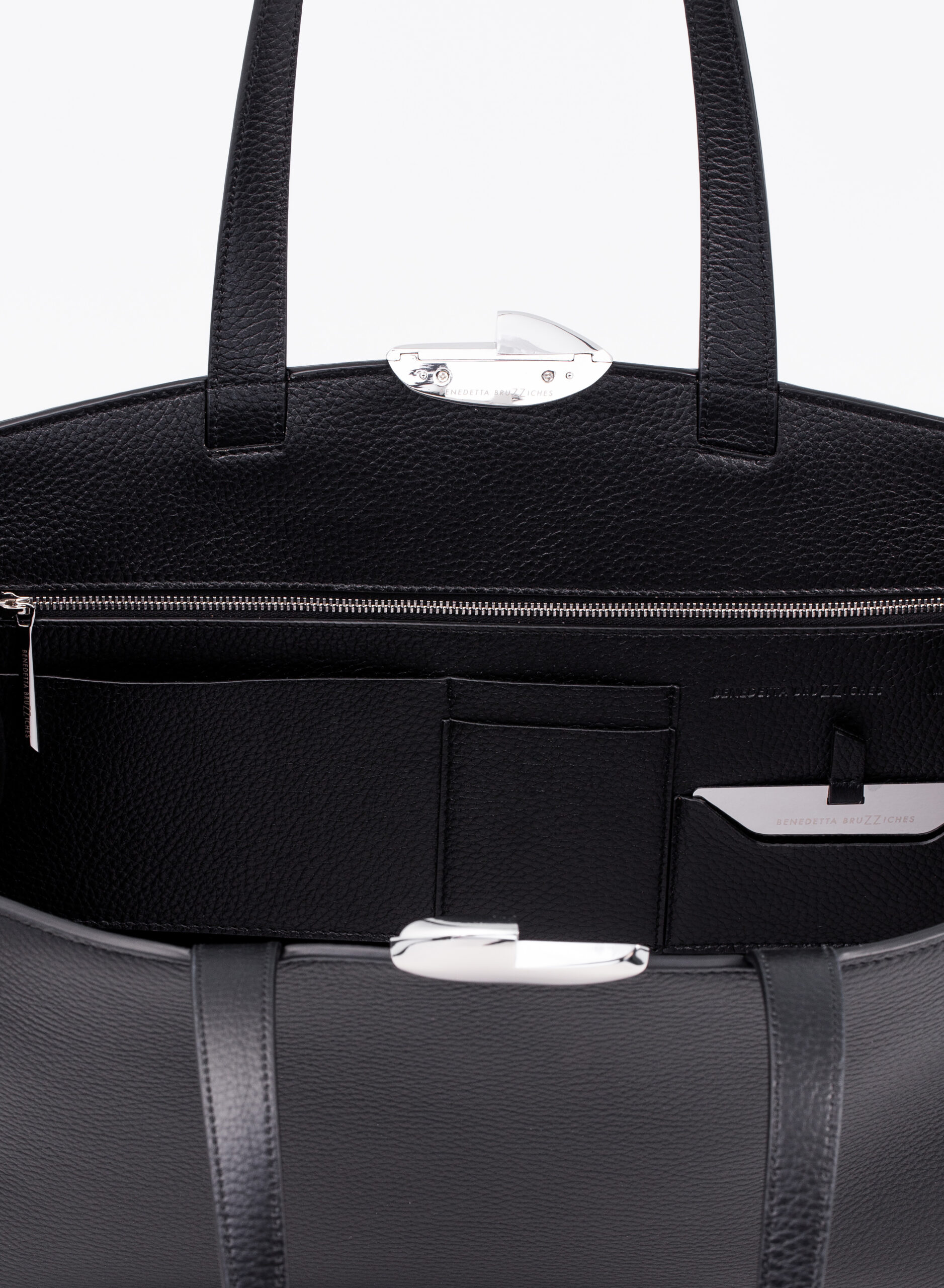 benedetta-bruzziches-serena-borsa-donna-meteorite image 5
