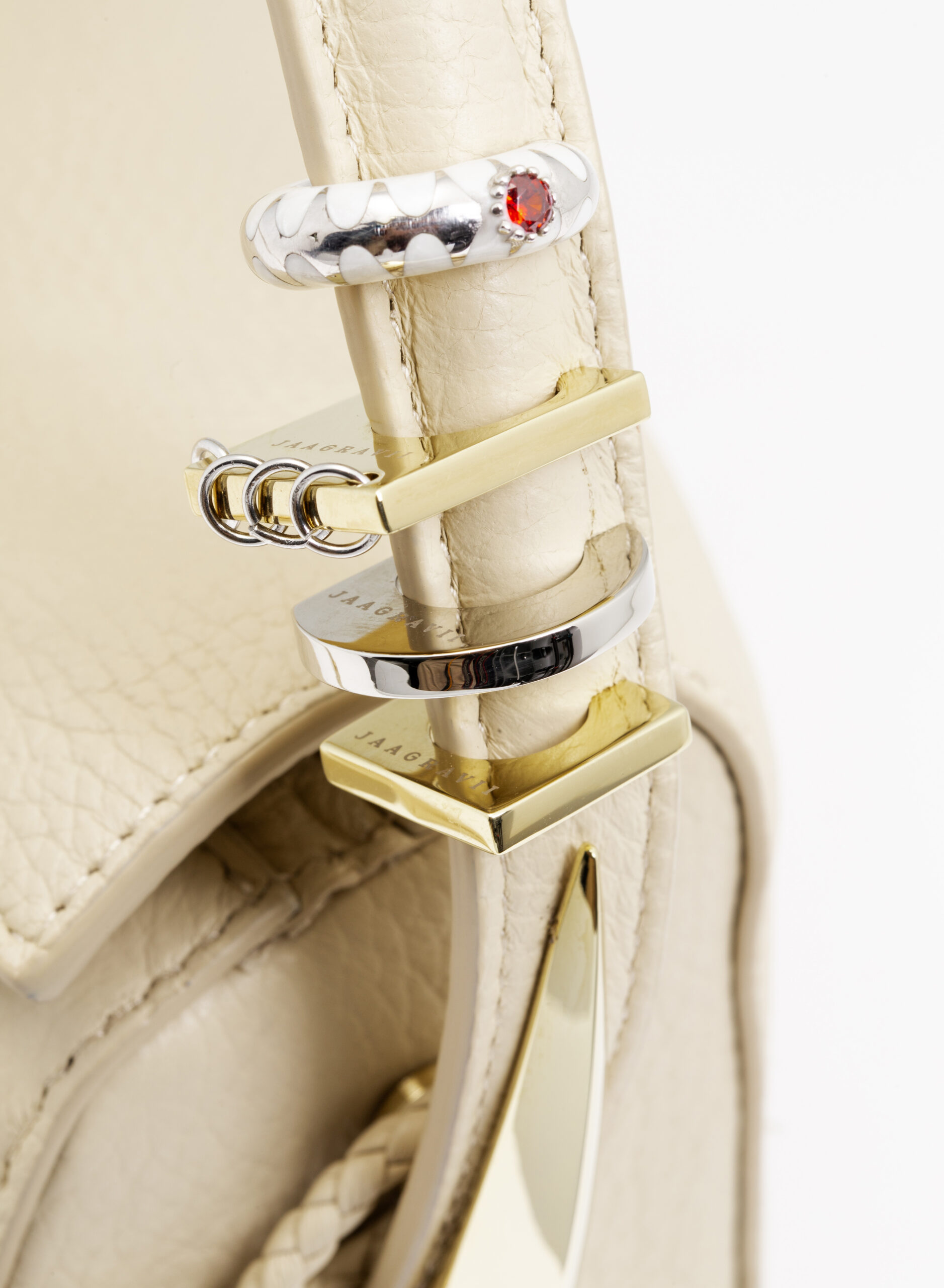 benedetta-bruzziches-elif-borsa-donna-emberlita image 6