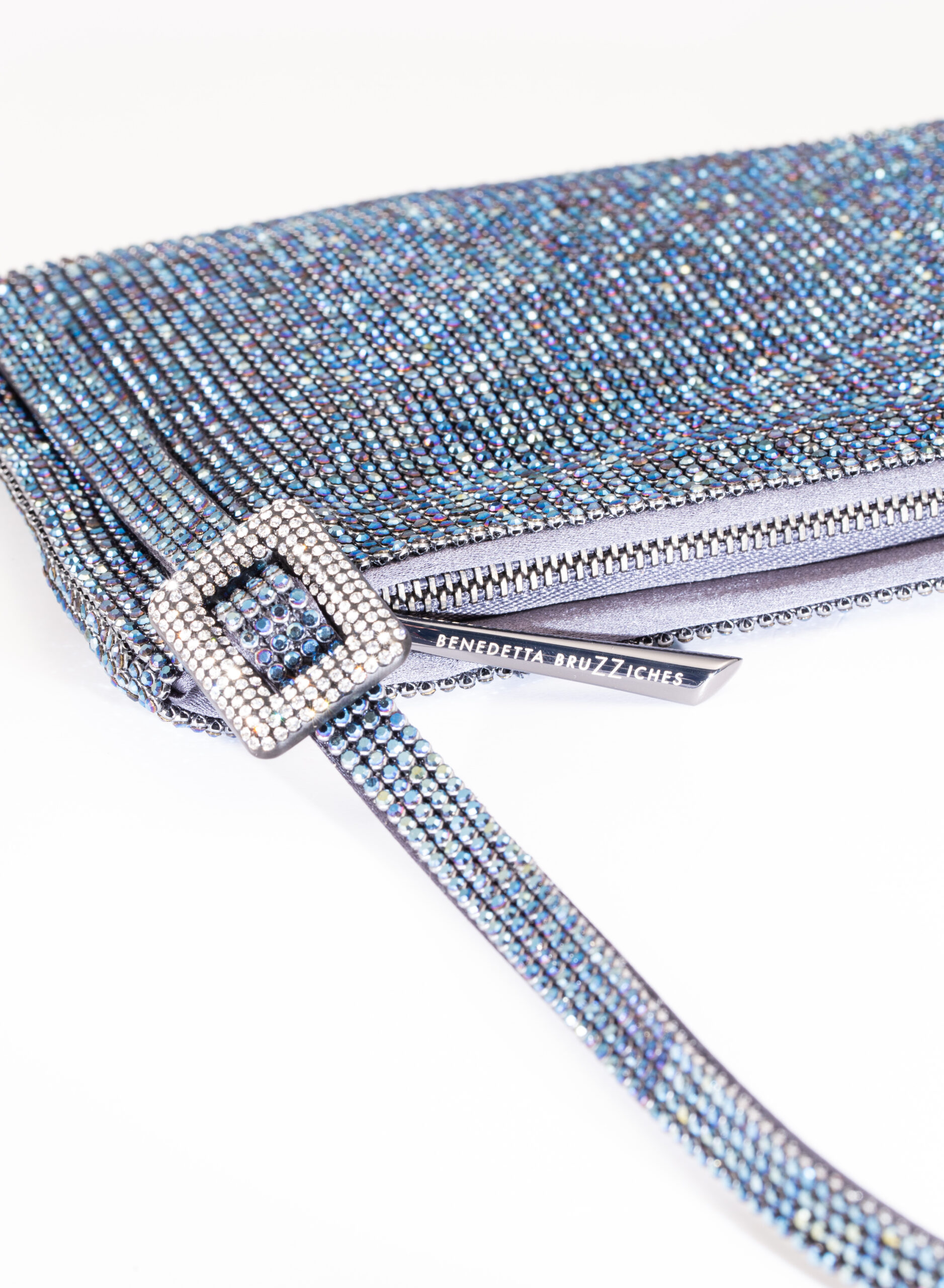 benedetta-bruzziches-your-best-friend-la-grande-borsa-donna-boyfriend-denim image 4