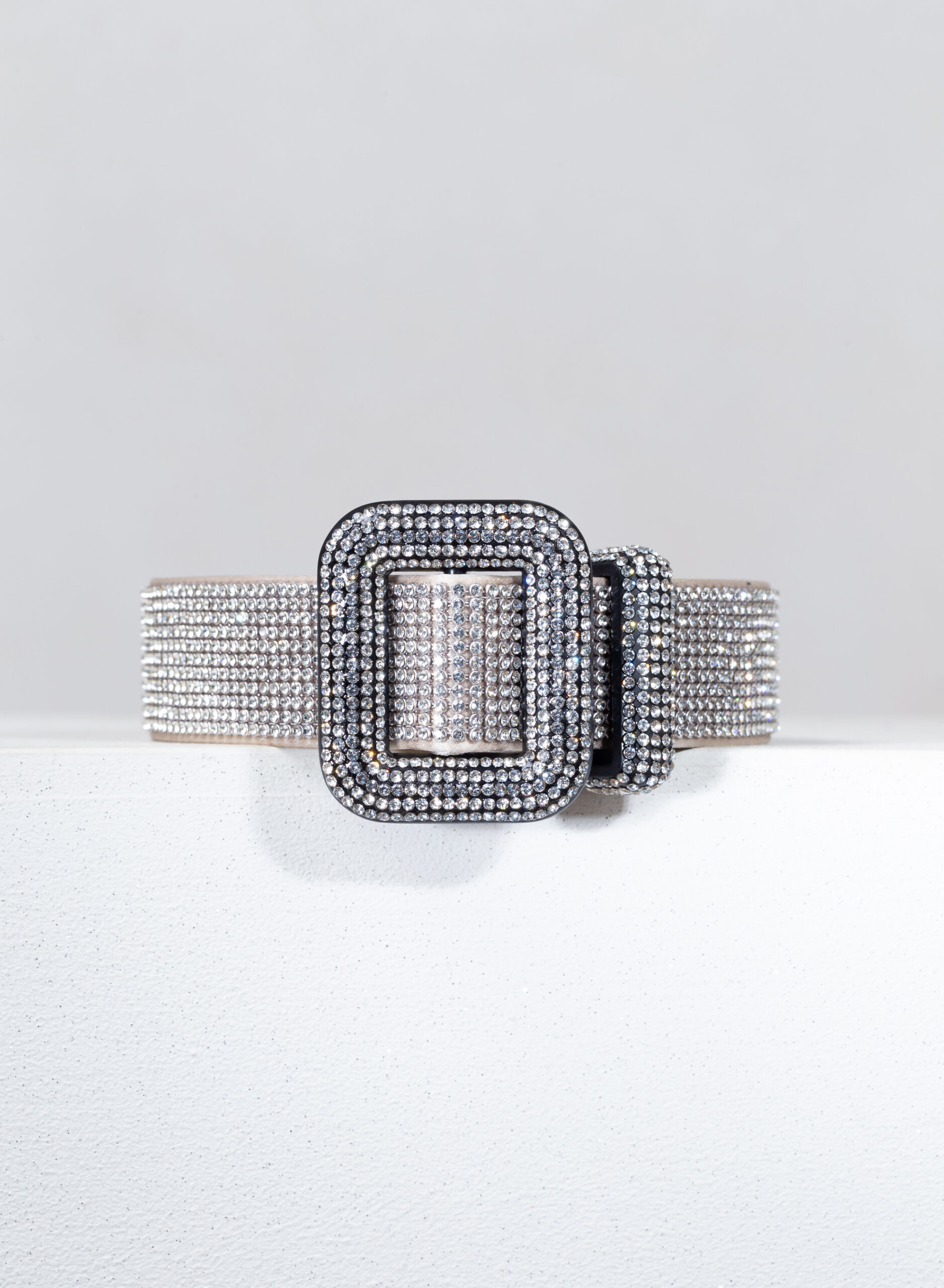 benedetta-bruzziches-venus-belt-la-petite-cintura-donna-crystal-on-silver image 3