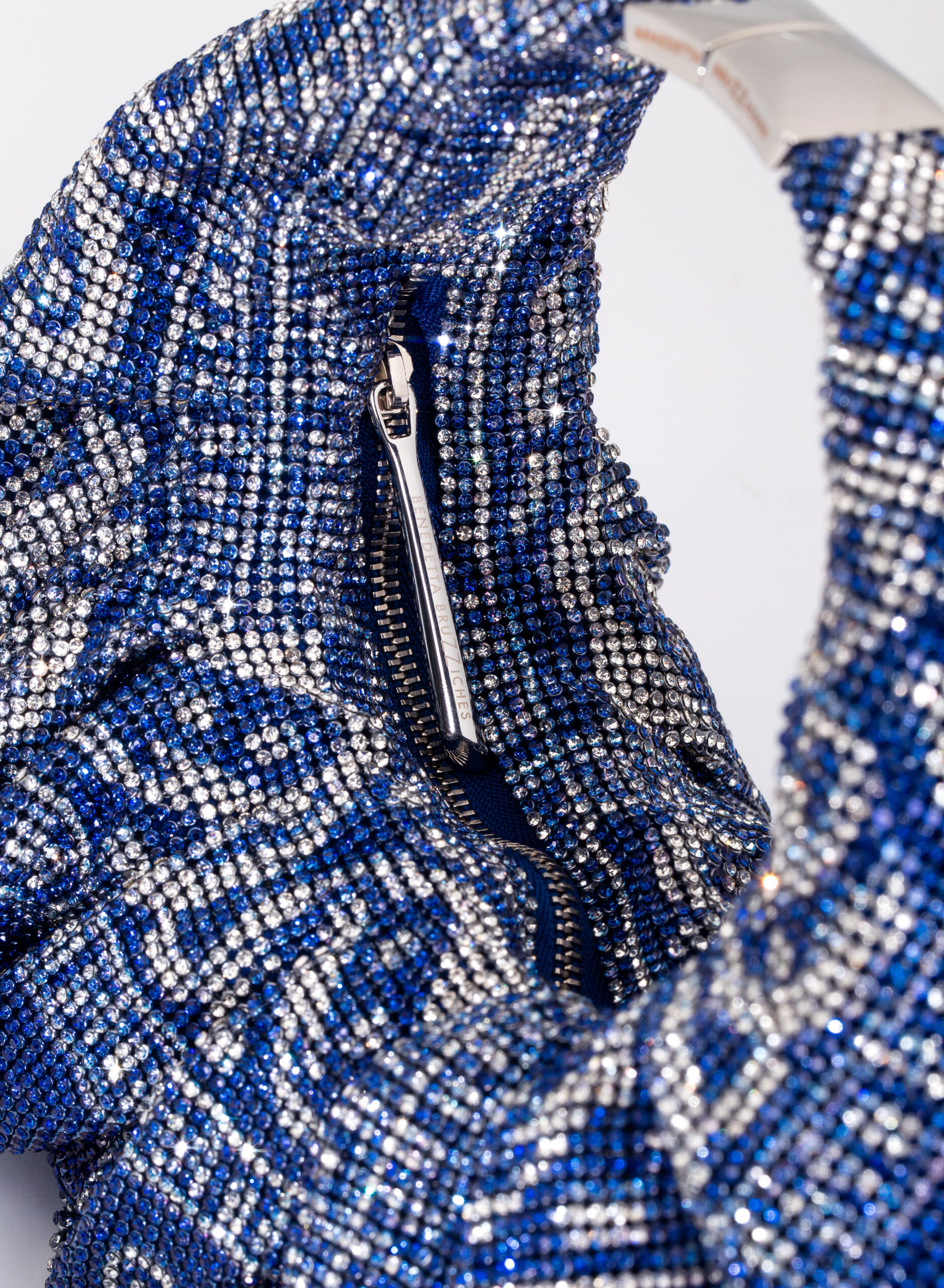 benedetta-bruzziches-yennefer-borsa-donna-blue-bandana image 5