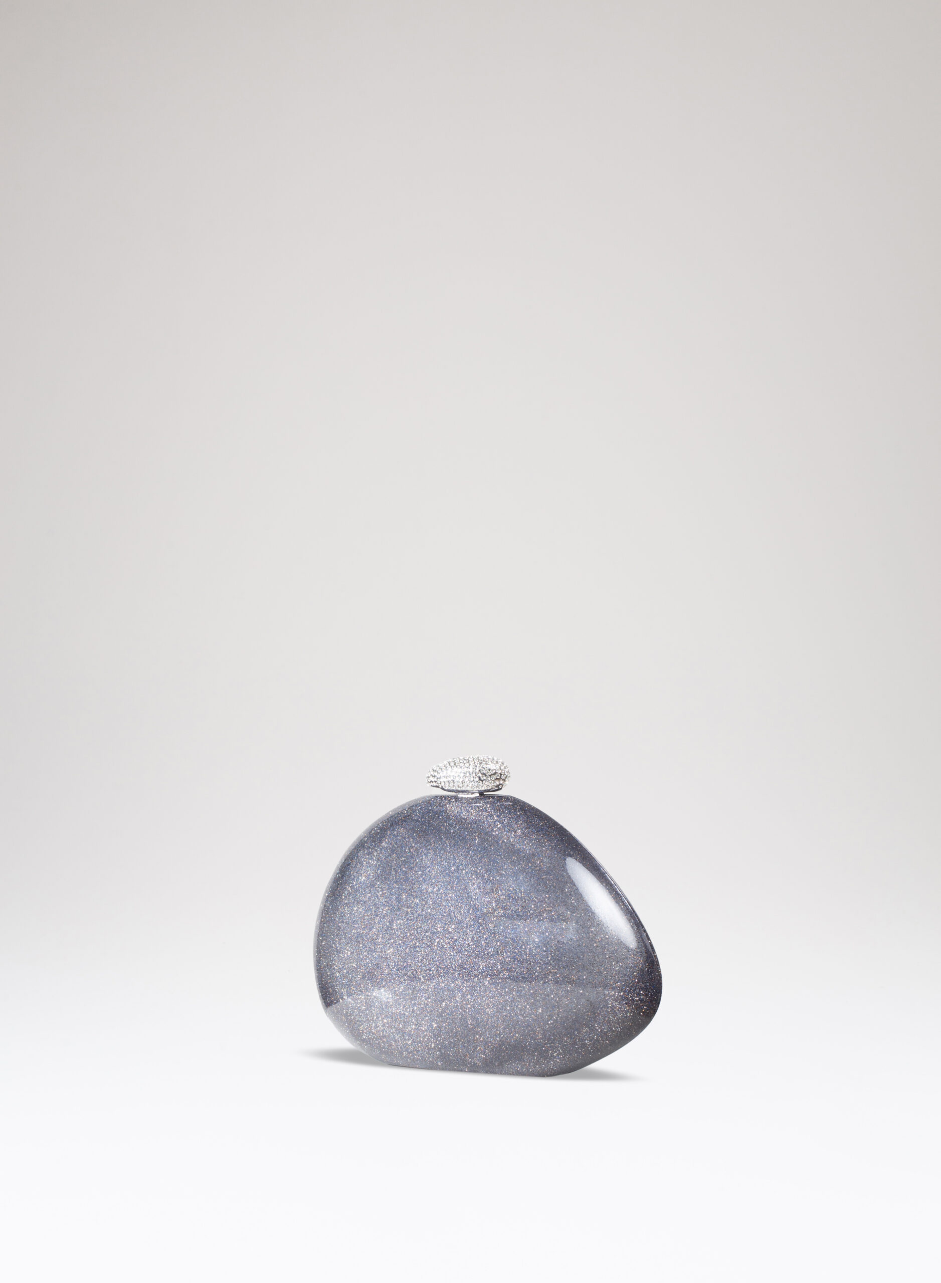benedetta-bruzziches-ariel-borsa-donna-giunone image 2