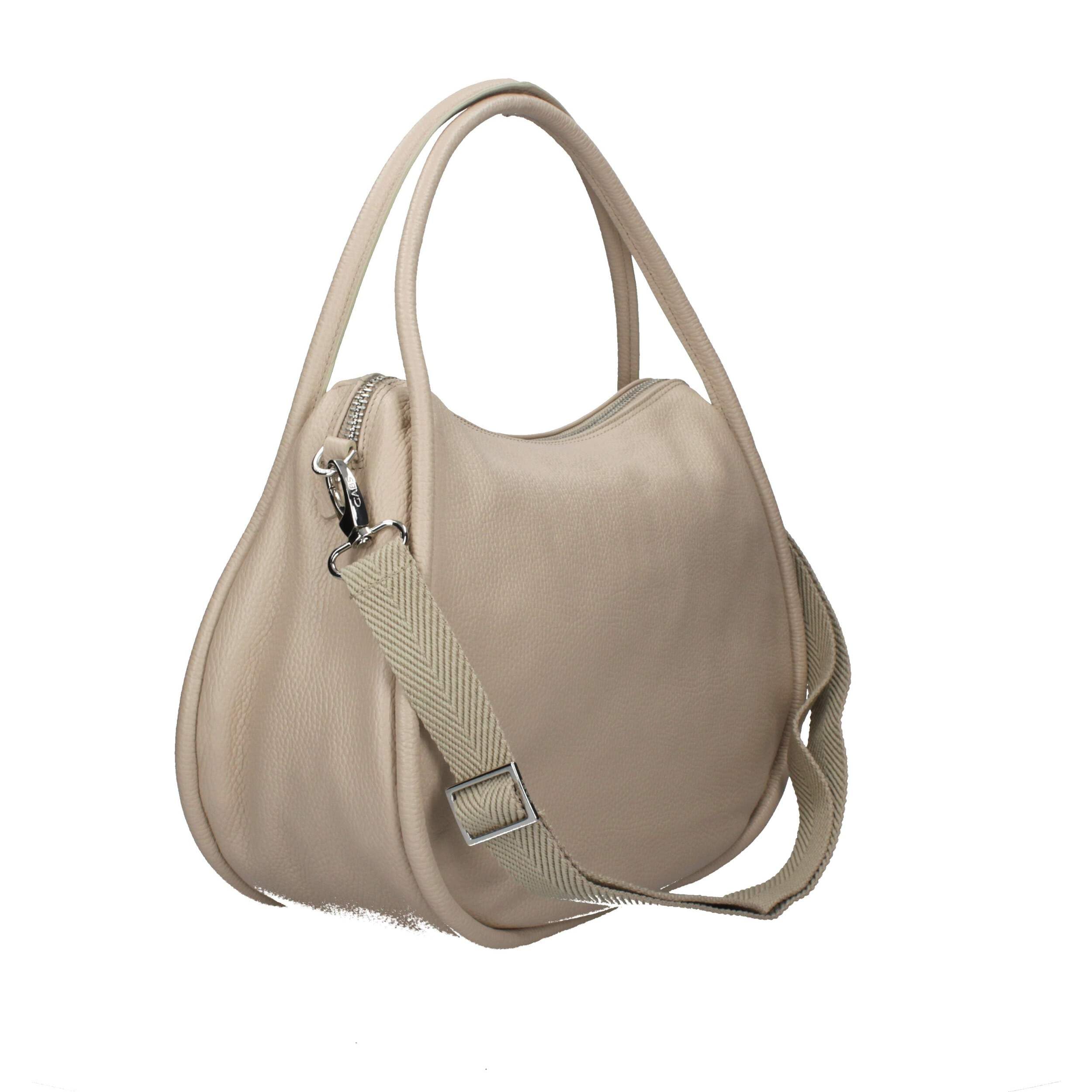 gabs-alyce-shopping-taormina-bull image 3