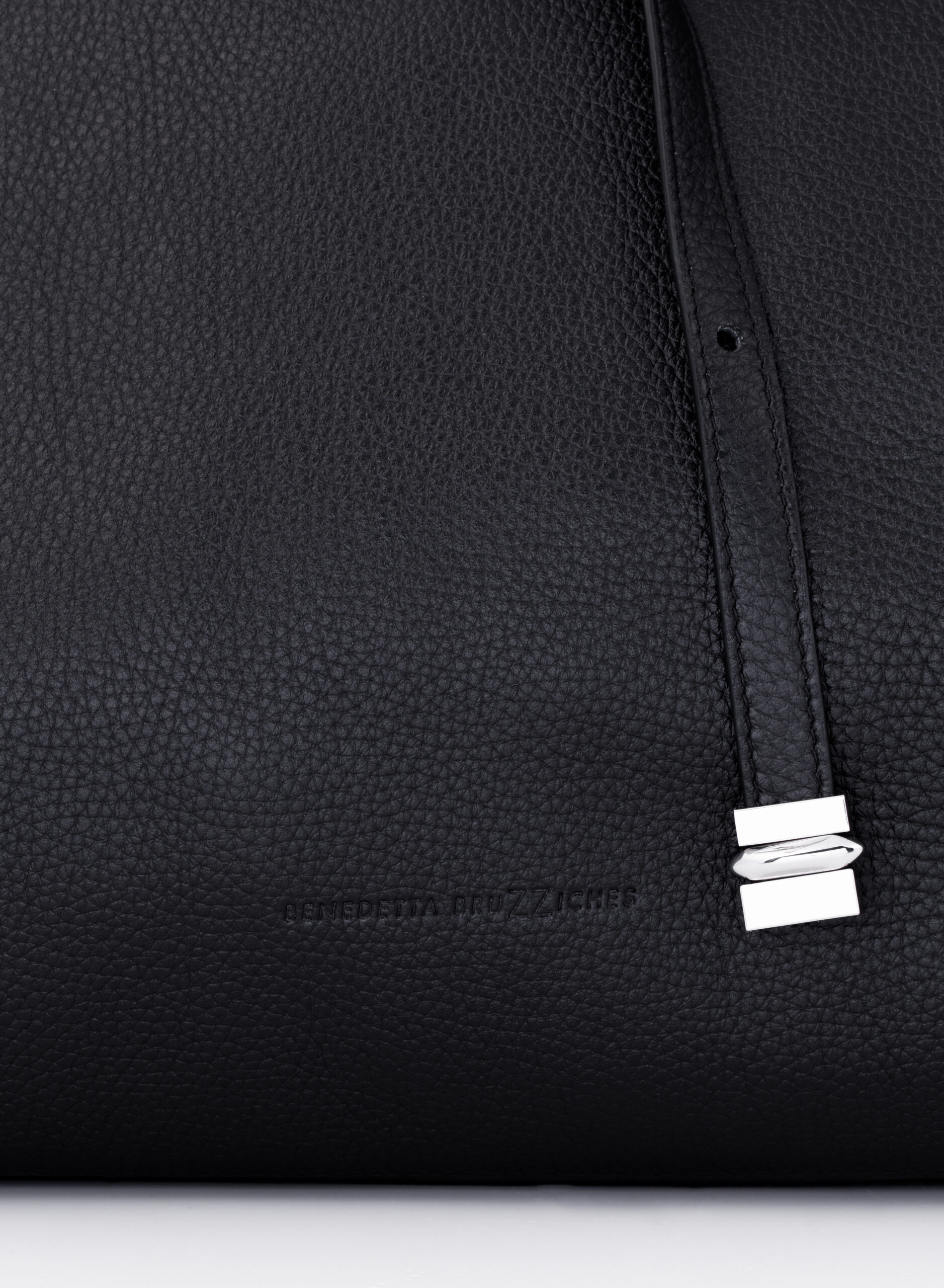 benedetta-bruzziches-mame-weekend-borsa-donna-meteorite image 8