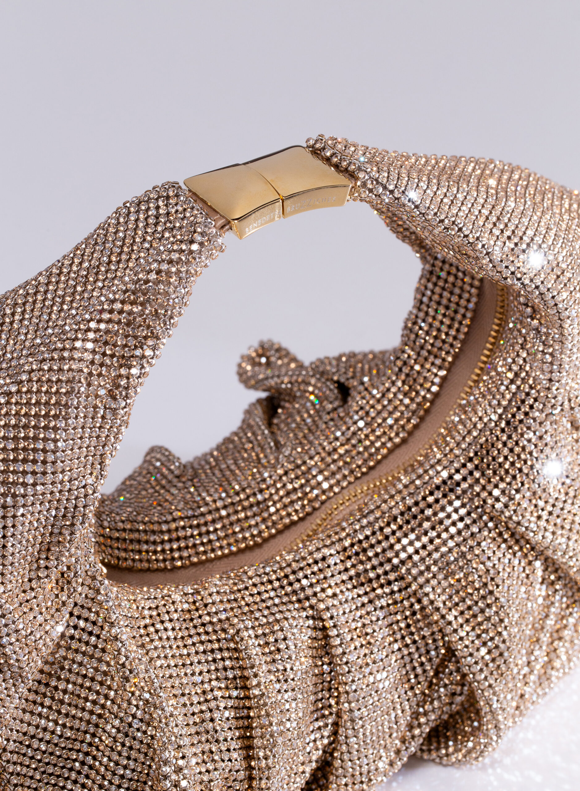 benedetta-bruzziches-yennefer-borsa-donna-shine-on-you-crazy-diamond image 5