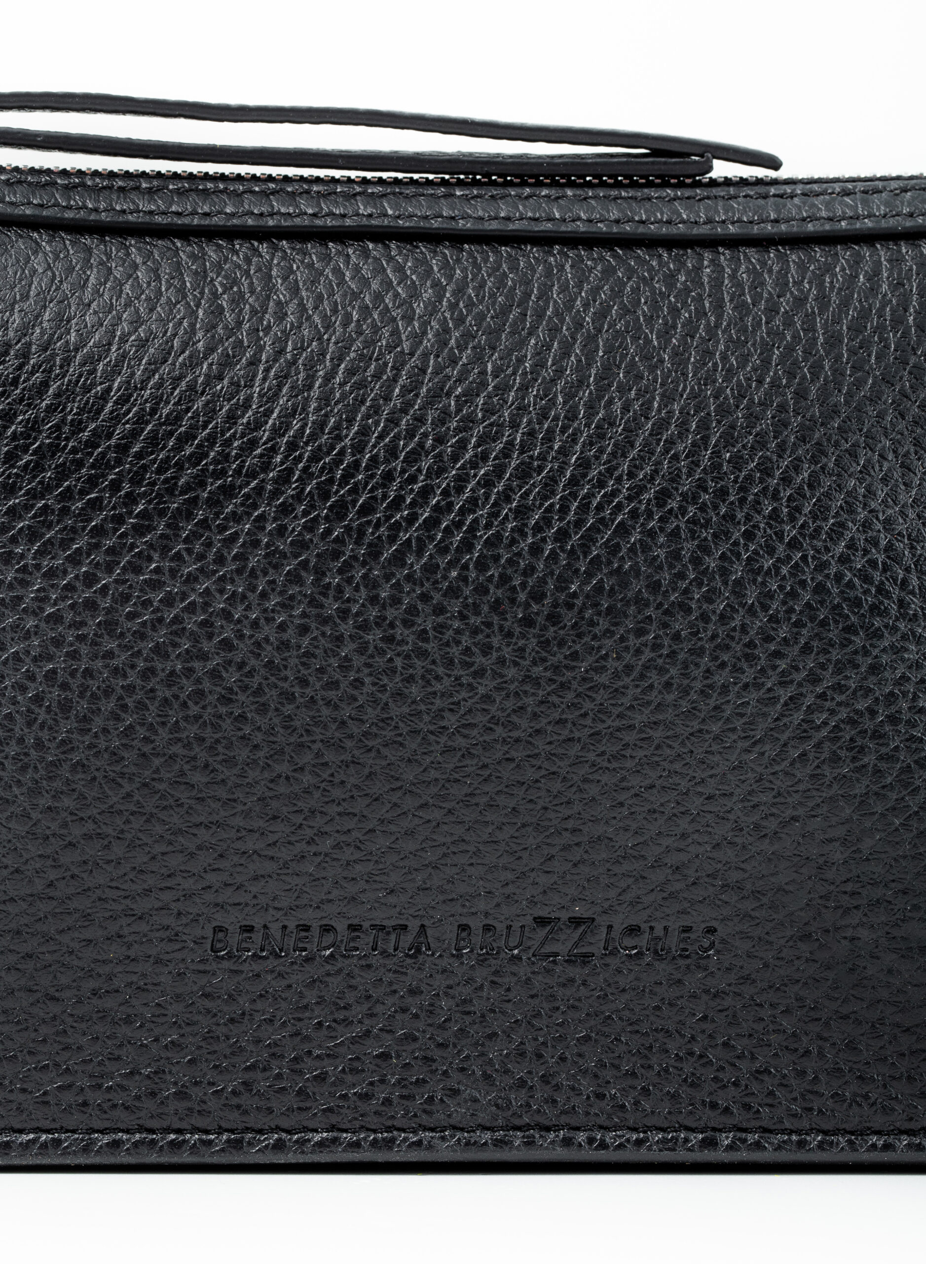 benedetta-bruzziches-syster-borsa-donna-meteorite image 6