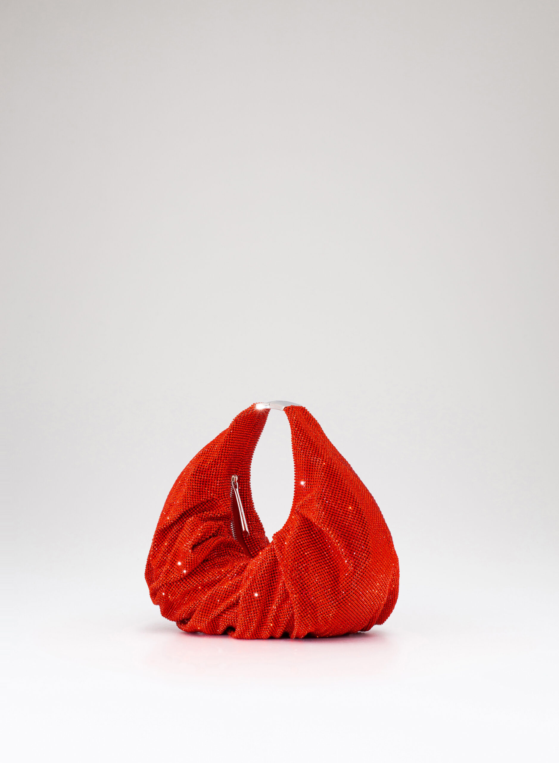 benedetta-bruzziches-yennefer-mazurka-borsa-donna image 2